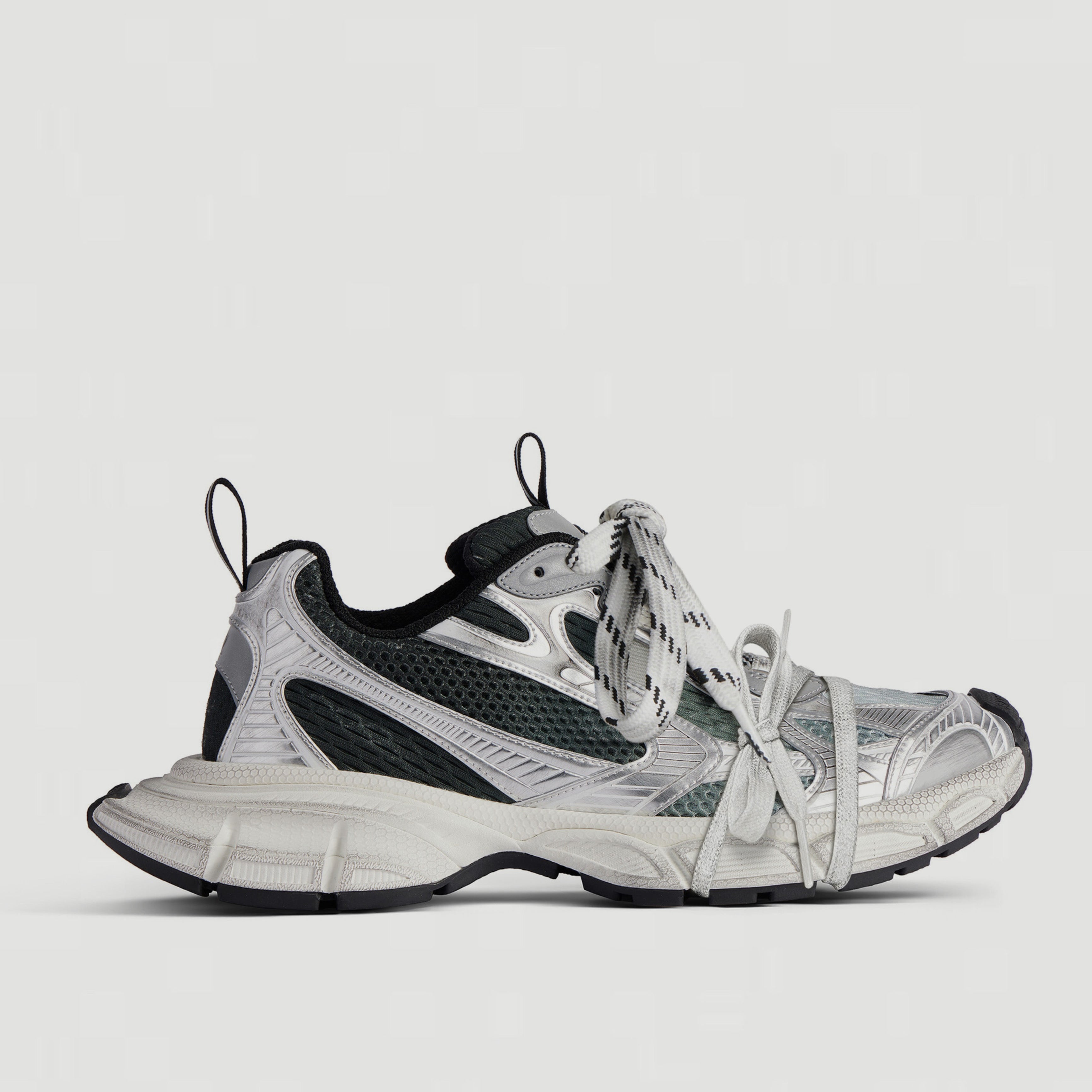Мъжки луксозни кецове Men’s sneakers Balenciaga 734734W3XGM1190 lateral view