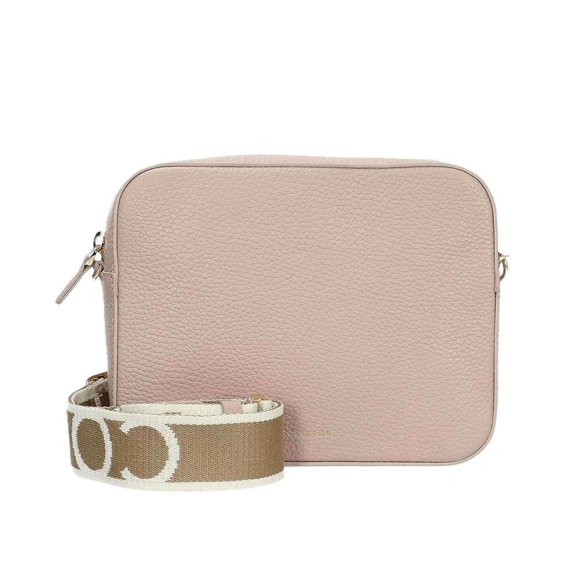 Дамска кросбоди чанта Women’s crossbody bag Coccinelle E5MN555M301 N12 front view