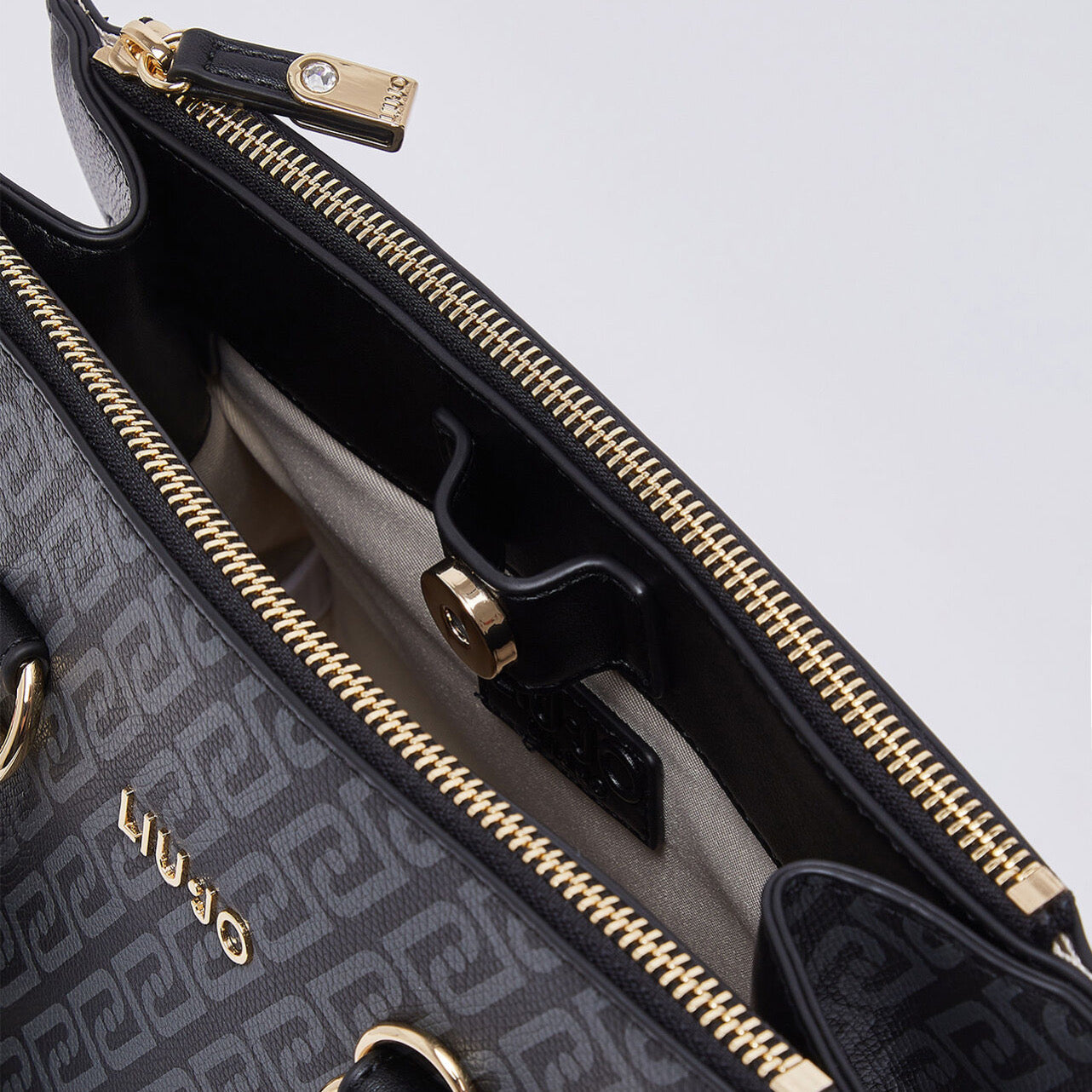 Дамска чанта Liu Jo women’s bag AF6069E1137 22222 Inside view 