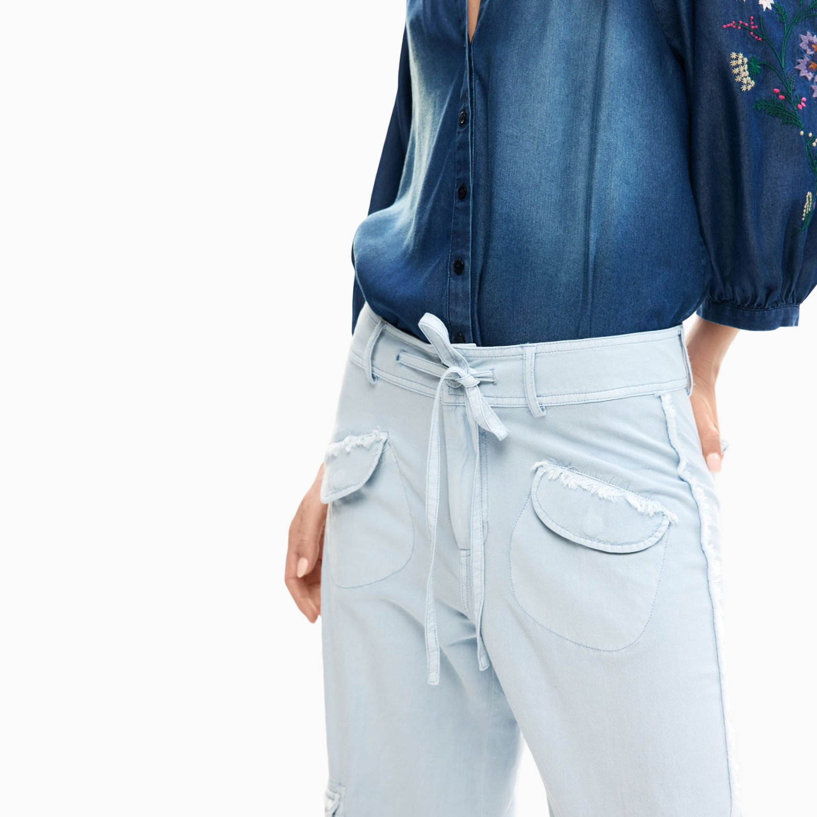 Дамски карго панталон Desigual Women Cargo Pants 26SWPW25 5002 Close-Up