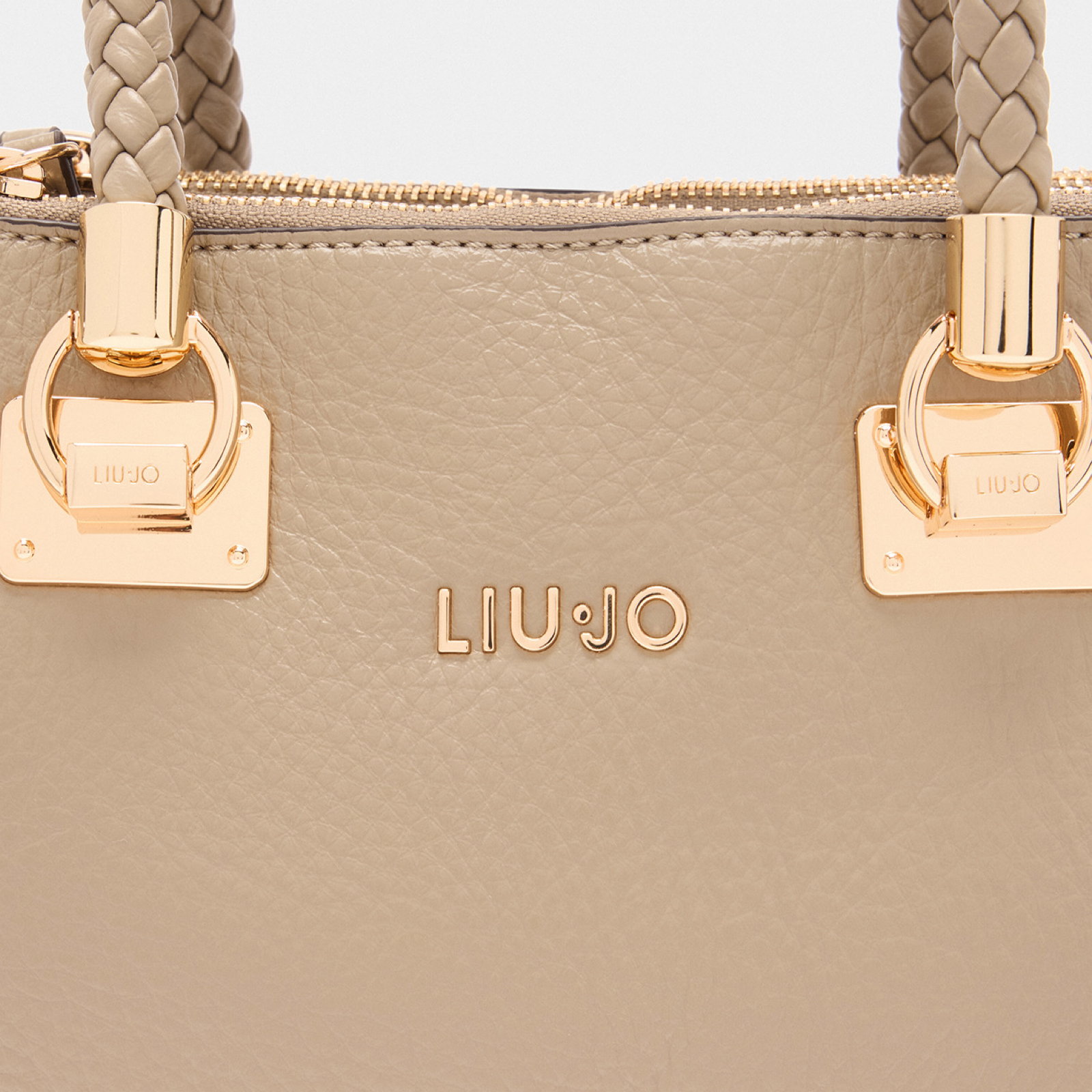 Дамска чанта Liu Jo Better Women Shoulder Bag AF5163 E0027 71105 Close-Up
