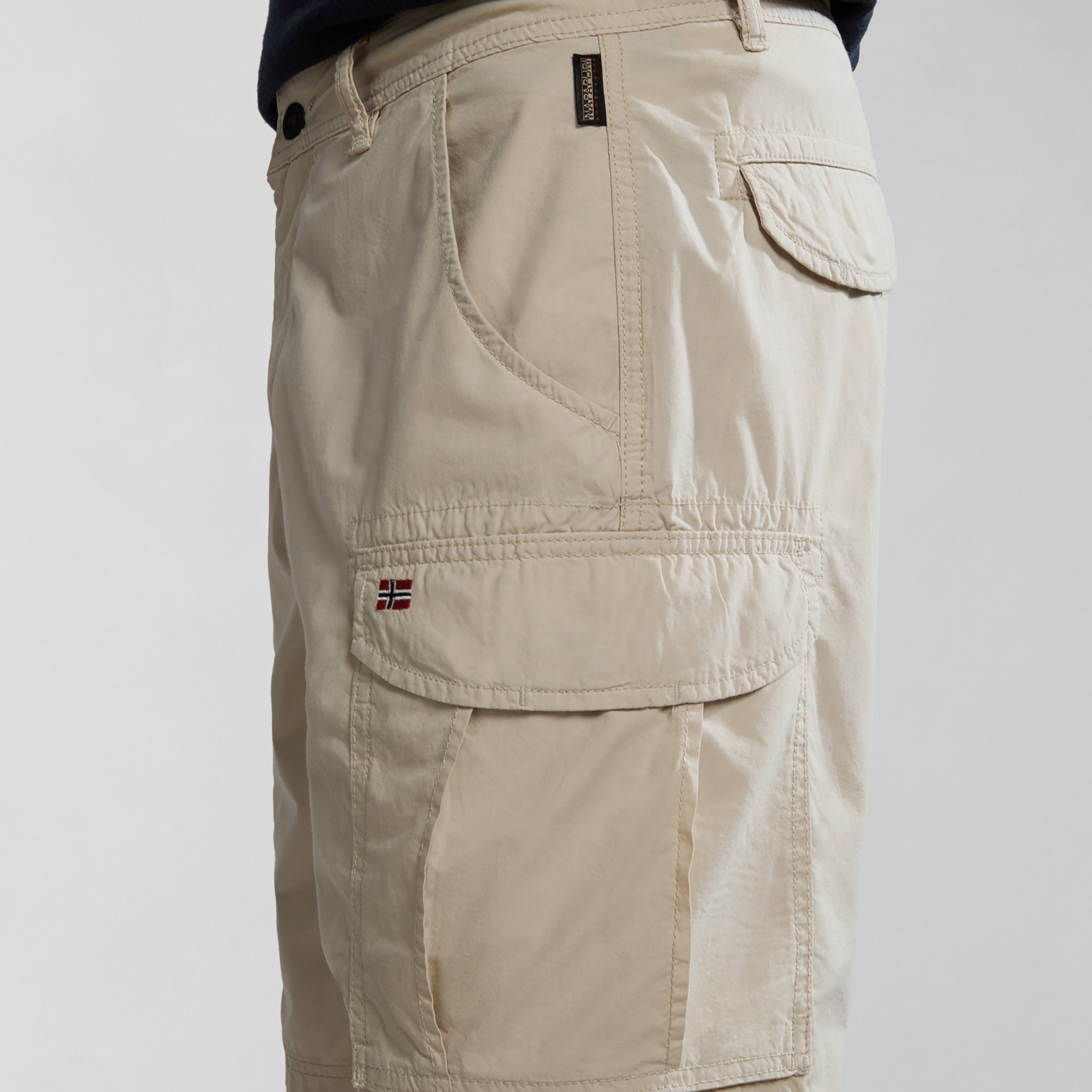 Мъжки къси панталони Napapijri Men Shorts NP0A4HOQ Side View