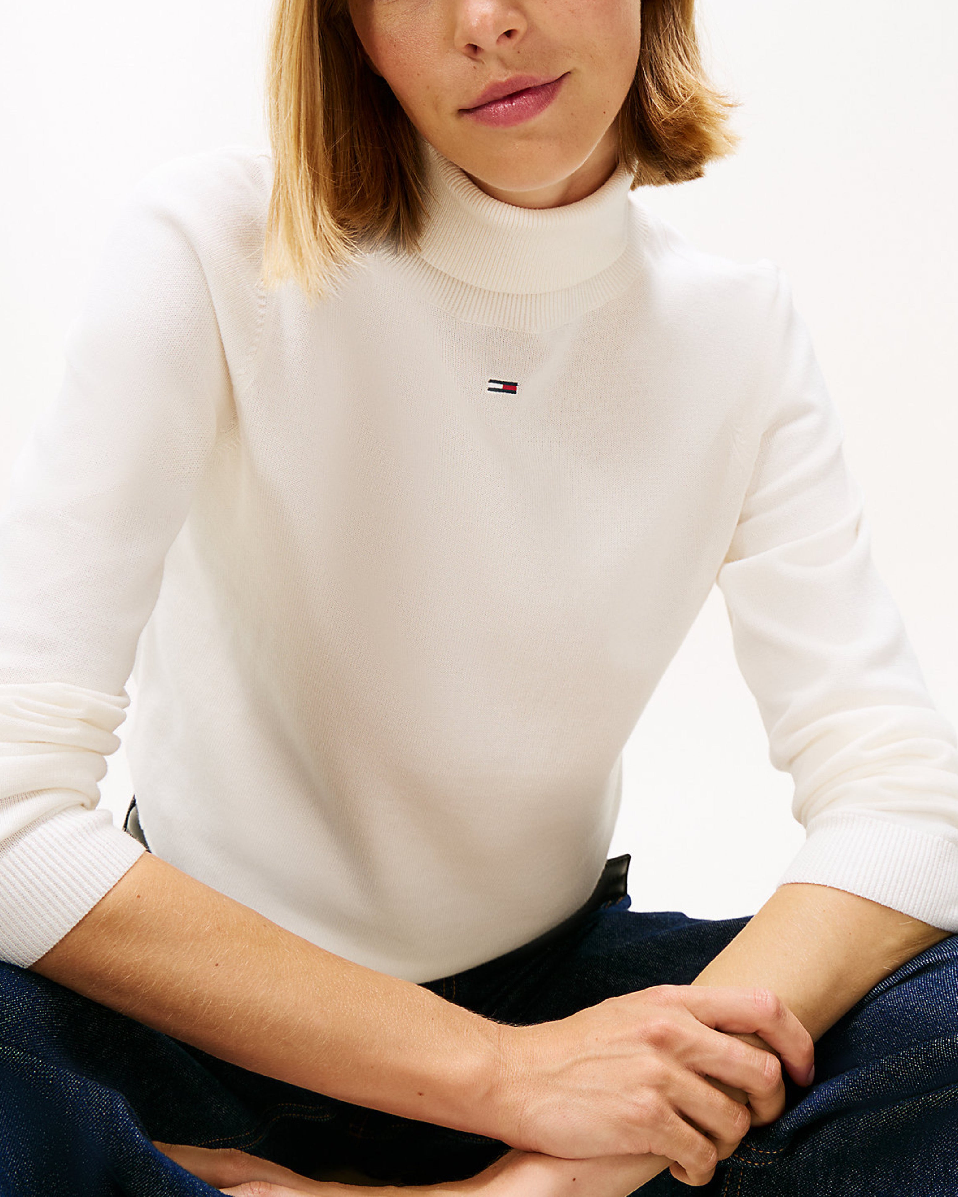 Дамски пуловер с поло яка Women’s cotton turtleneck sweater Tommy Hilfiger DW0DW21672YBH Off-White