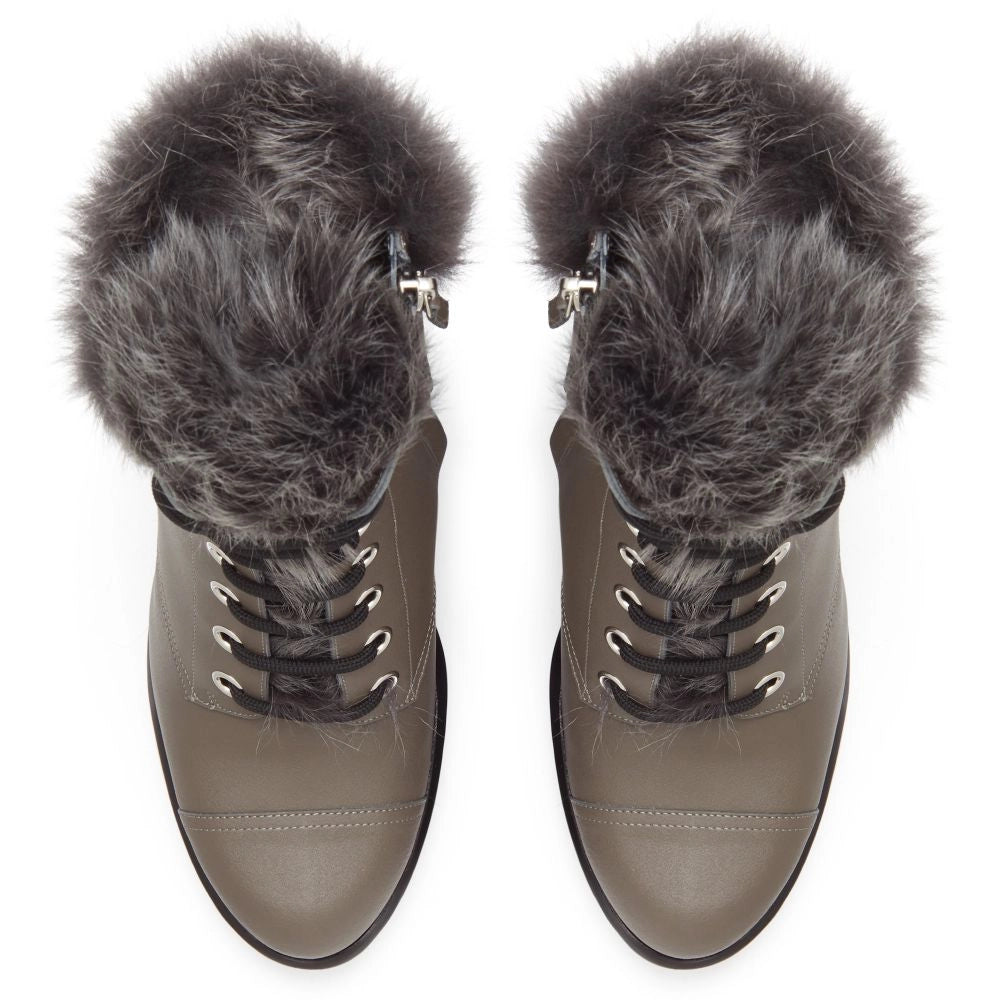 Дамски боти на ток Women’s combat boot with inner fur Giuseppe Zanotti MOYRA
1I970038003 Taupe top view