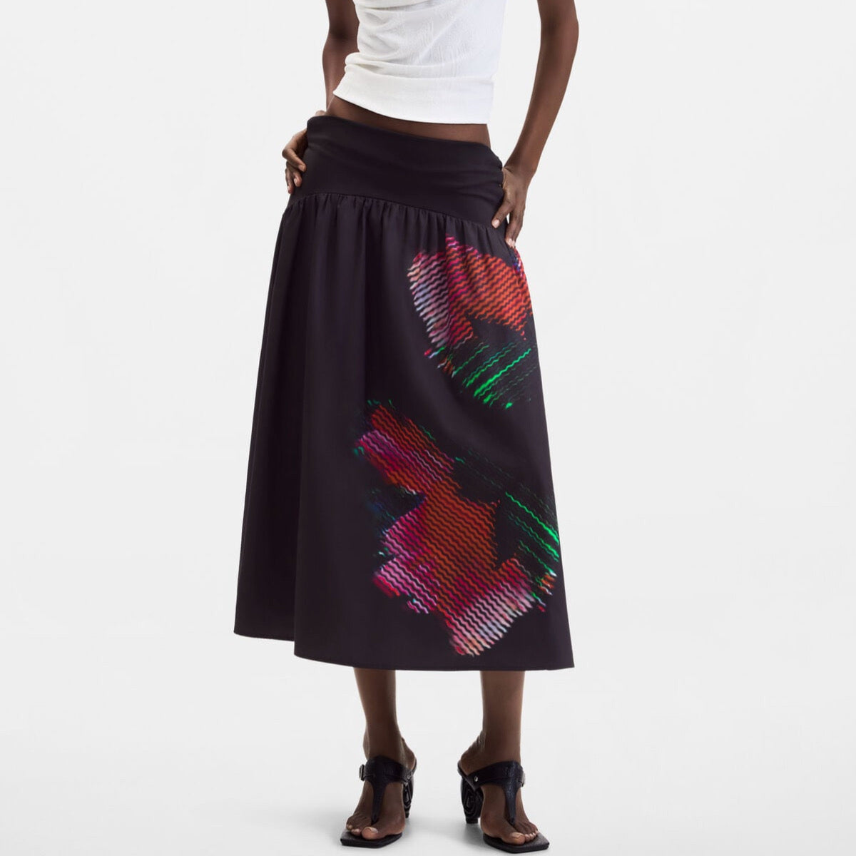 Дамска пола Desigual women’s skirt 26SWFW02 2000 front view 