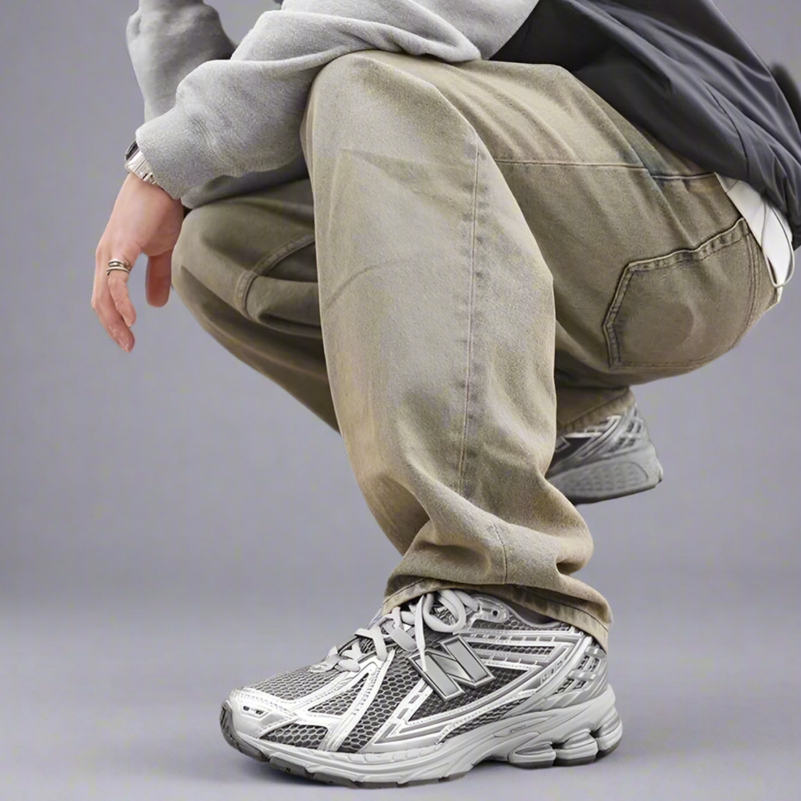 New Balance M1906REH Sneakers Model View