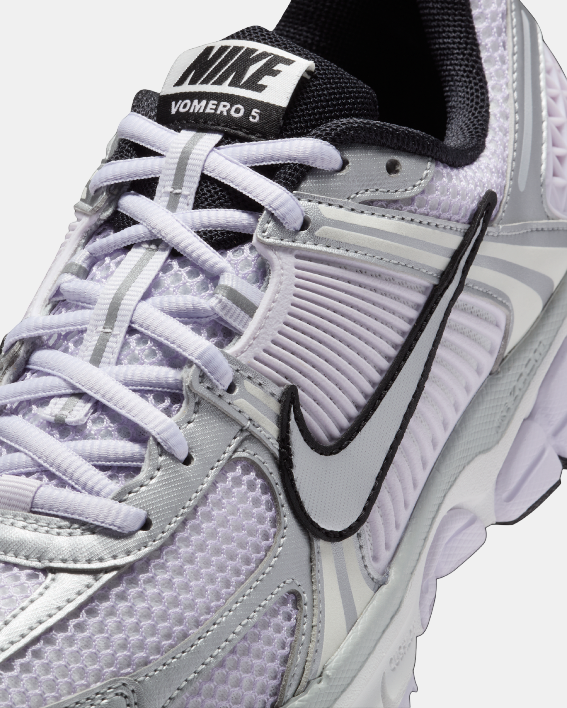 Дамски маратонки Nike Air Zoom Vomero 5 Women Sneakers FD0884-025 Close-Up