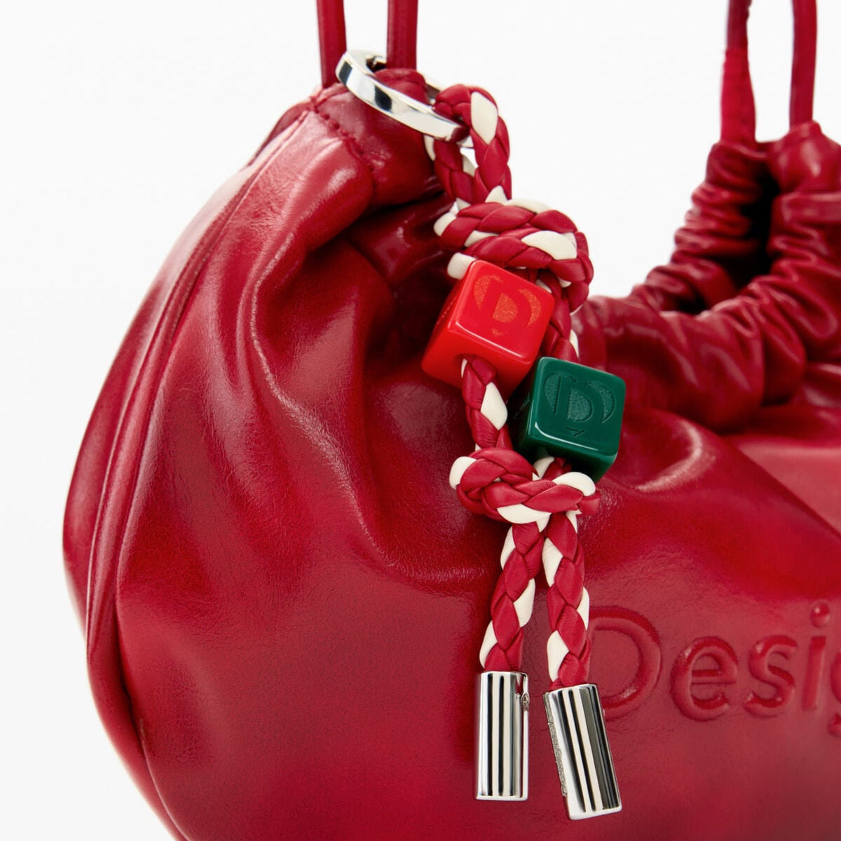 Дамска чанта Desigual women’s shoulder bag 26SAYP04 3000 Close-up 