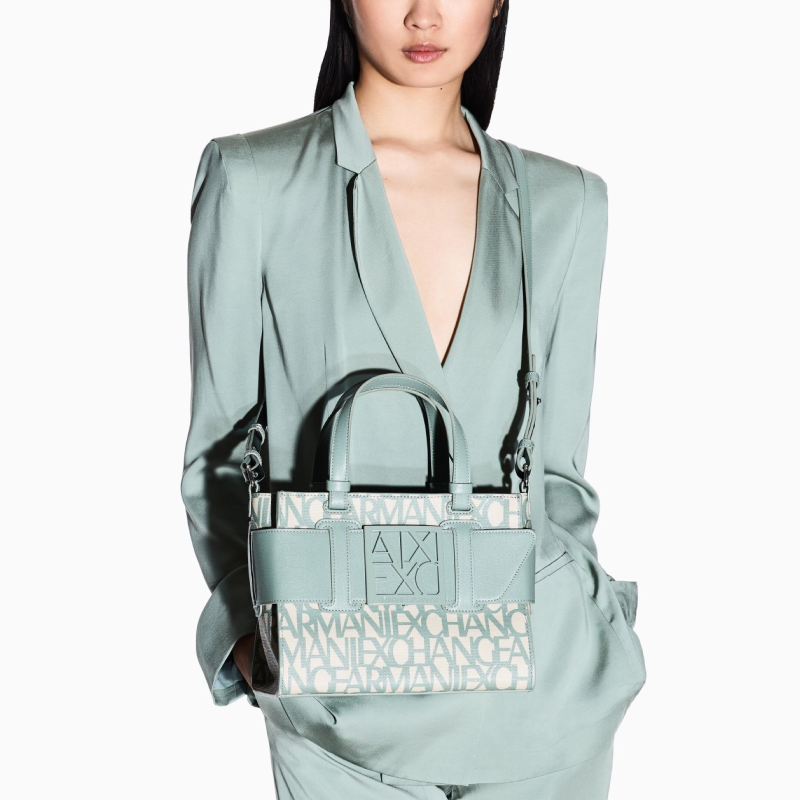 Дамска чанта Armani Exchange 942690 3F742 Model View