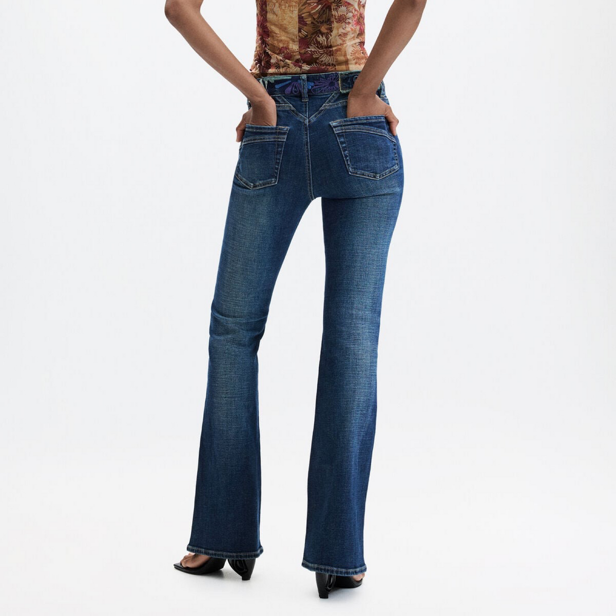 Дамски дънки Desigual Women Jeans 26WWDD21 5053 Back View
