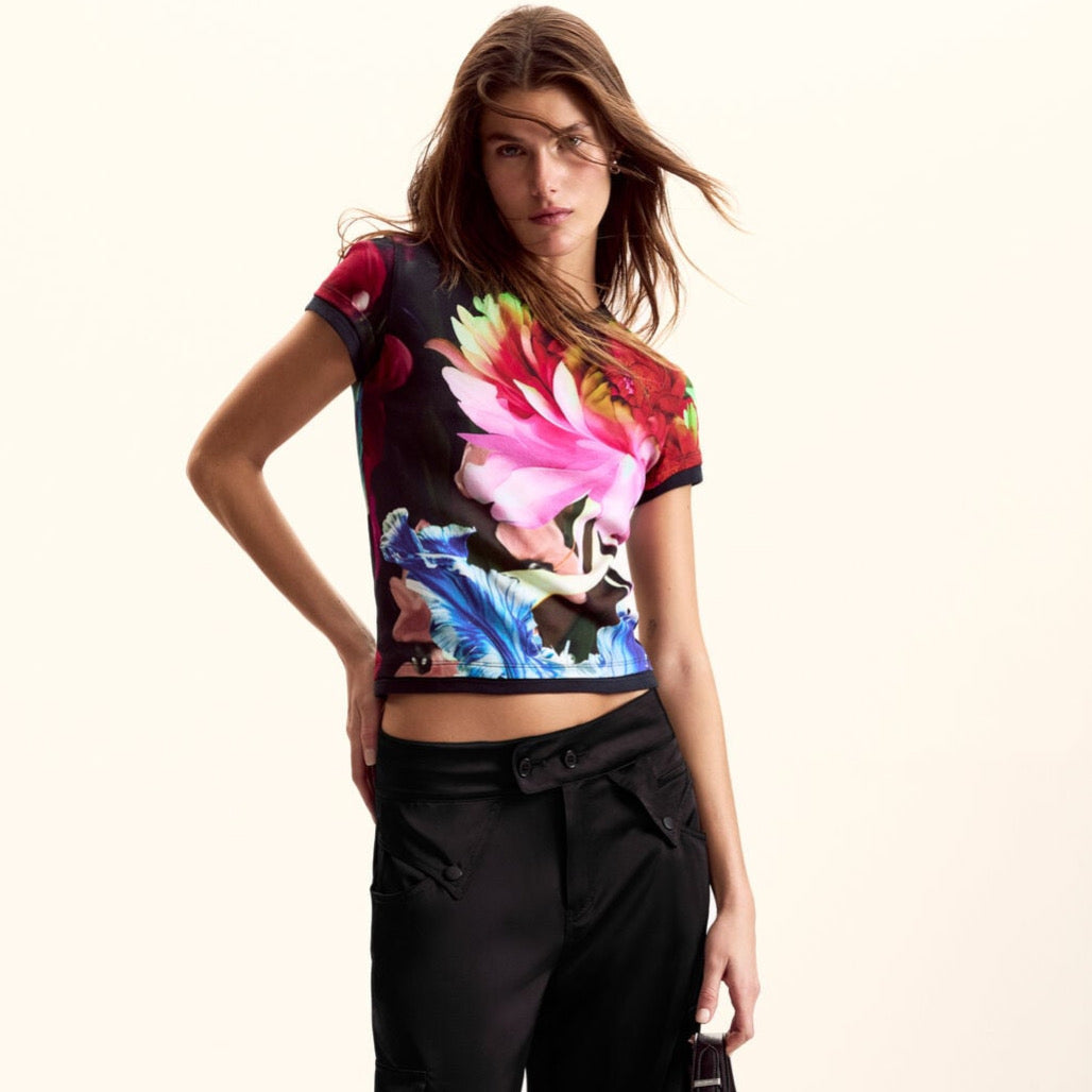 Дамска тениска Desigual women’s t-shirt 26SWTK49 9019 Model view 
