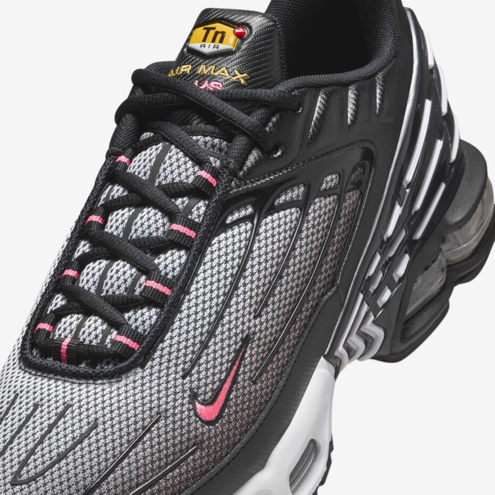Nike Air Max Plus III Men Sneakers HF3838-001 Close-Up