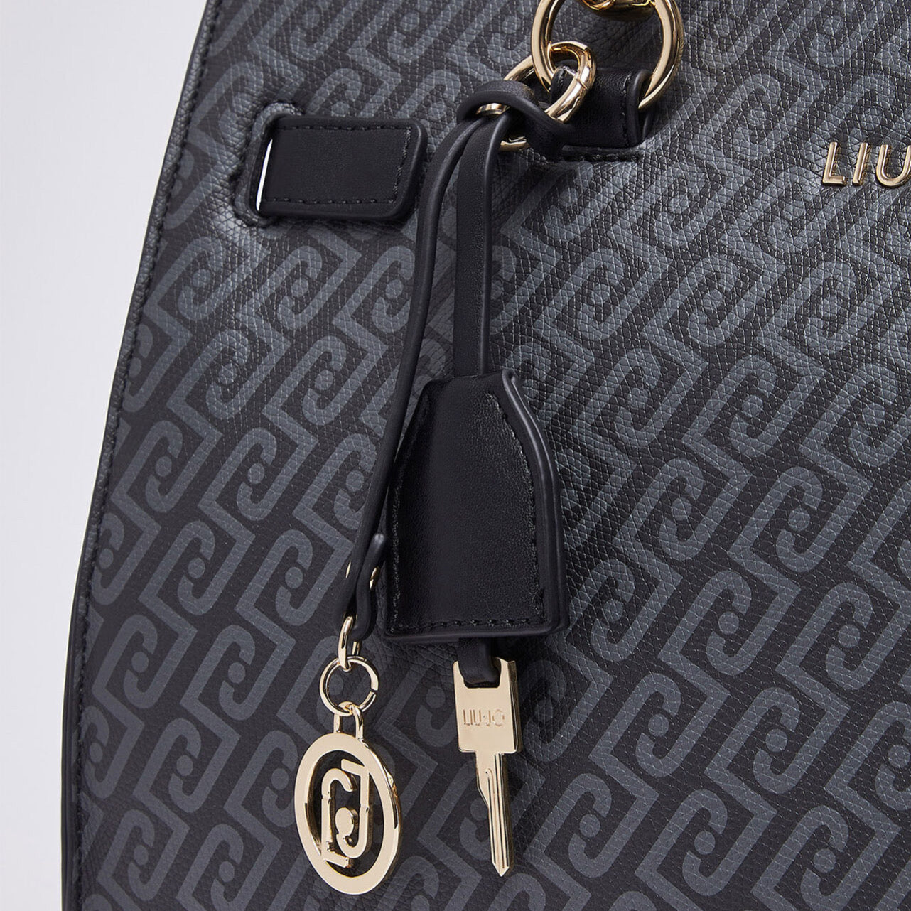 Дамска чанта Liu Jo women’s bag AF6086E1137 22222  Close-up
