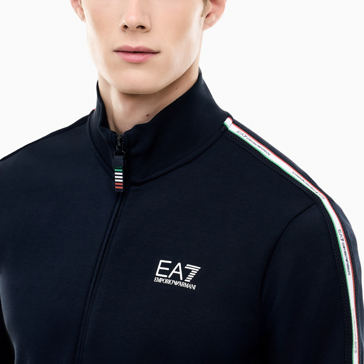 Мъжки екип EA7 Emporio Armani Italian Spirit Men Tracksuit 7M001867AF12660-UB102 Close-Up