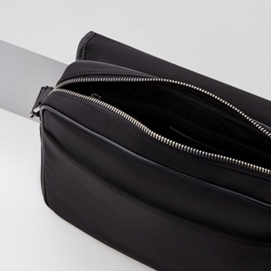 Cerruti 1881 Men Messenger Bag