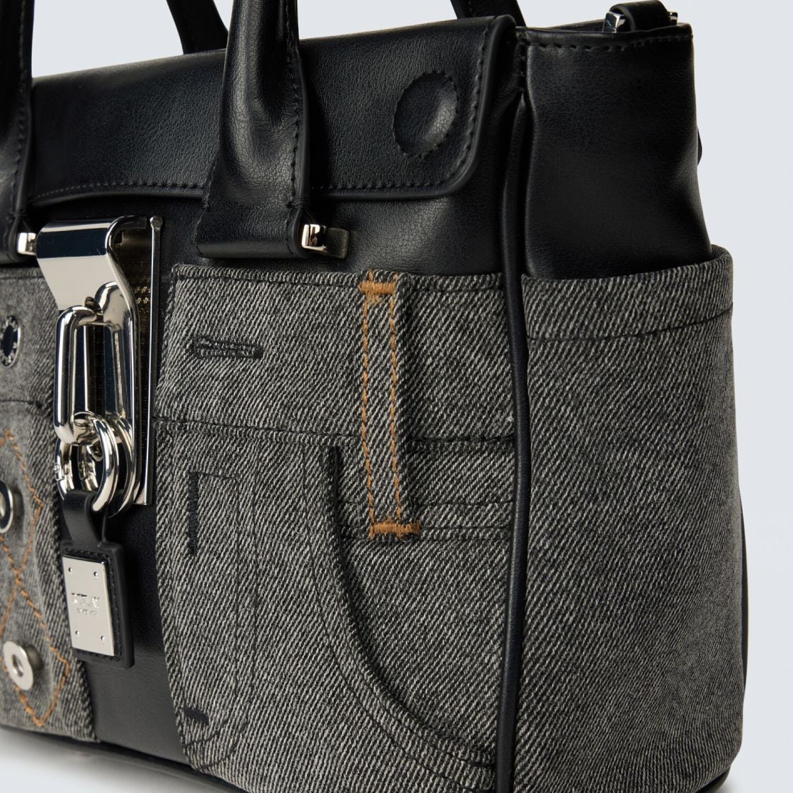 Дамска чанта Replay Women Handbag FW3877.000.A2030A-X079 Close-Up