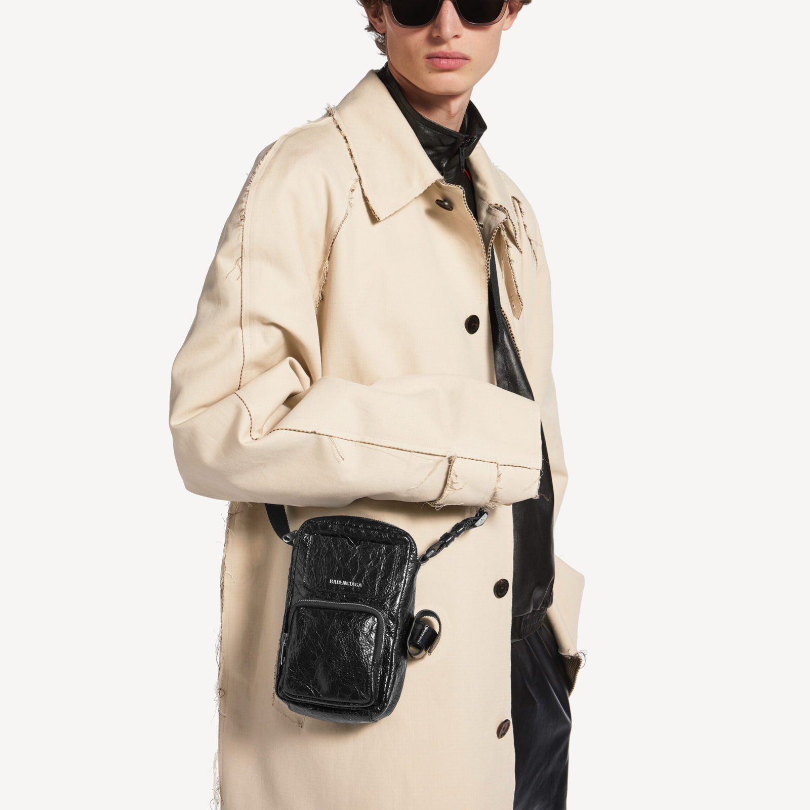 Balenciaga Superbusy Vertical Crossbody Bag 867381210C81000 Model View