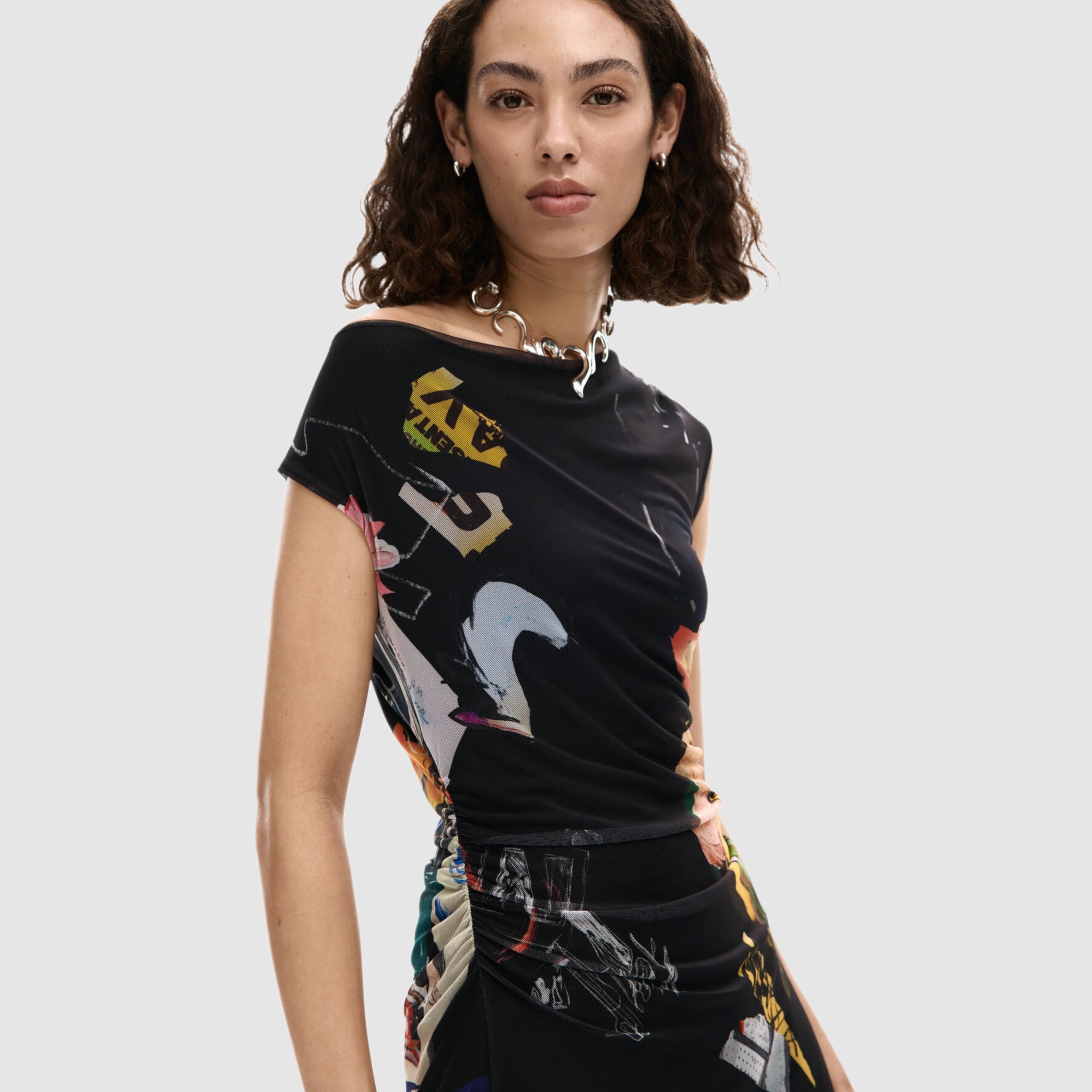 Дамска рокля Desigual women’s dress  26SWVK29 2000 Close-up