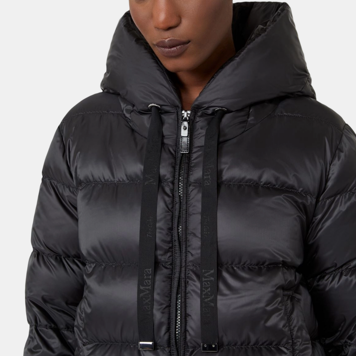 Max Mara Tha Cube Down Jacket 9486026506009 - MTCOCEANO Close-Up