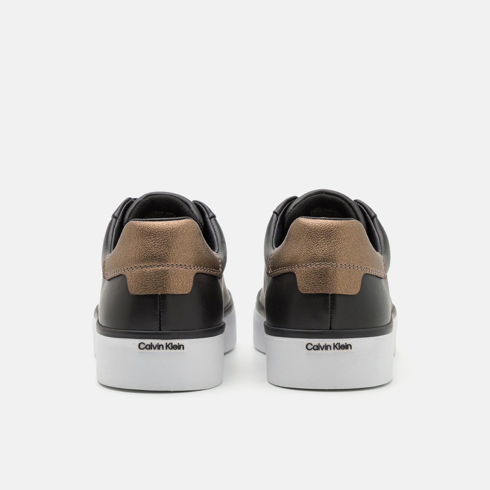 Дамски черни кецове Calvin Klein HW0HW02104F Heel View