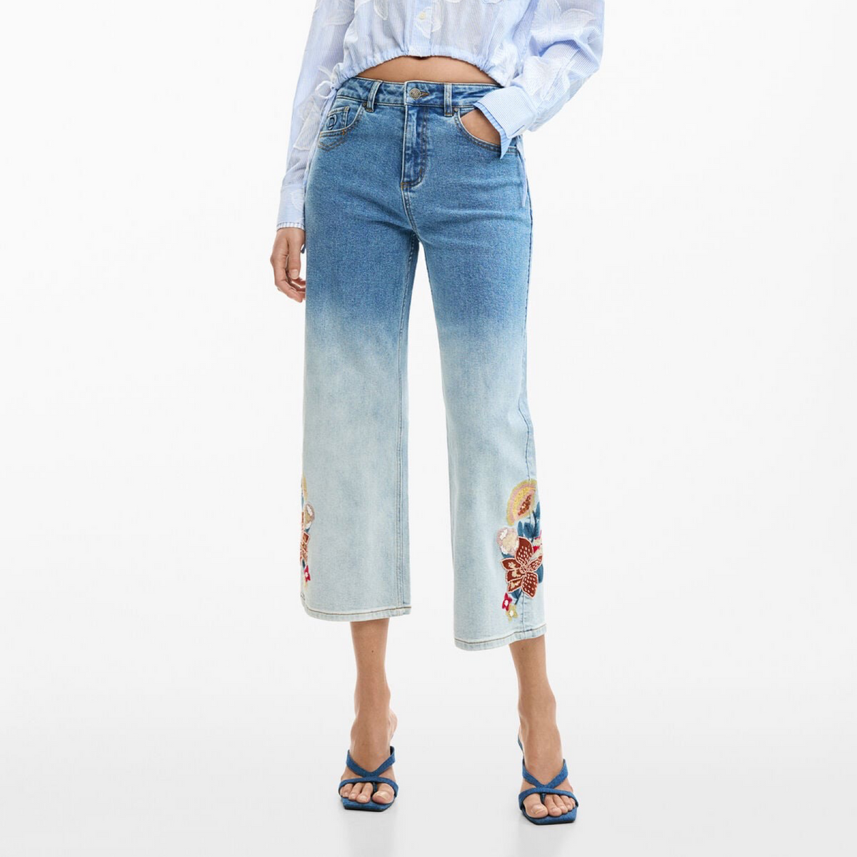 Дамски дънки Desigual Women Jeans 26SWDD20 5053 Front View