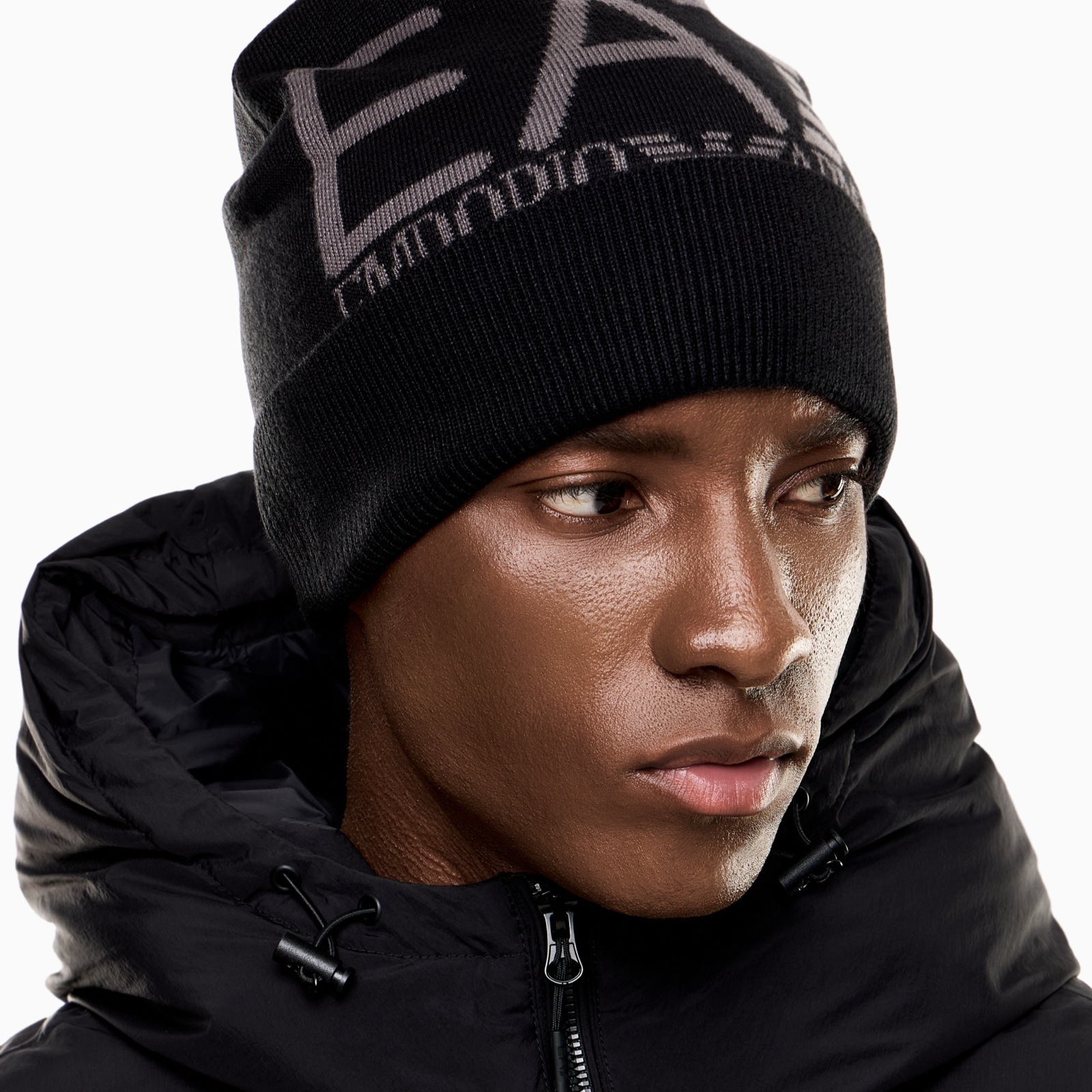 Мъжка зимна шапка EA7 Emporio Armani Men Hat 7X000006 AF11994 MC041 Model View
