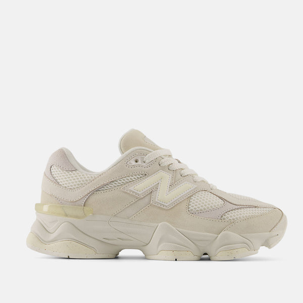 Дамски маратонски New Balance 9060 GC9060ER Lateral view