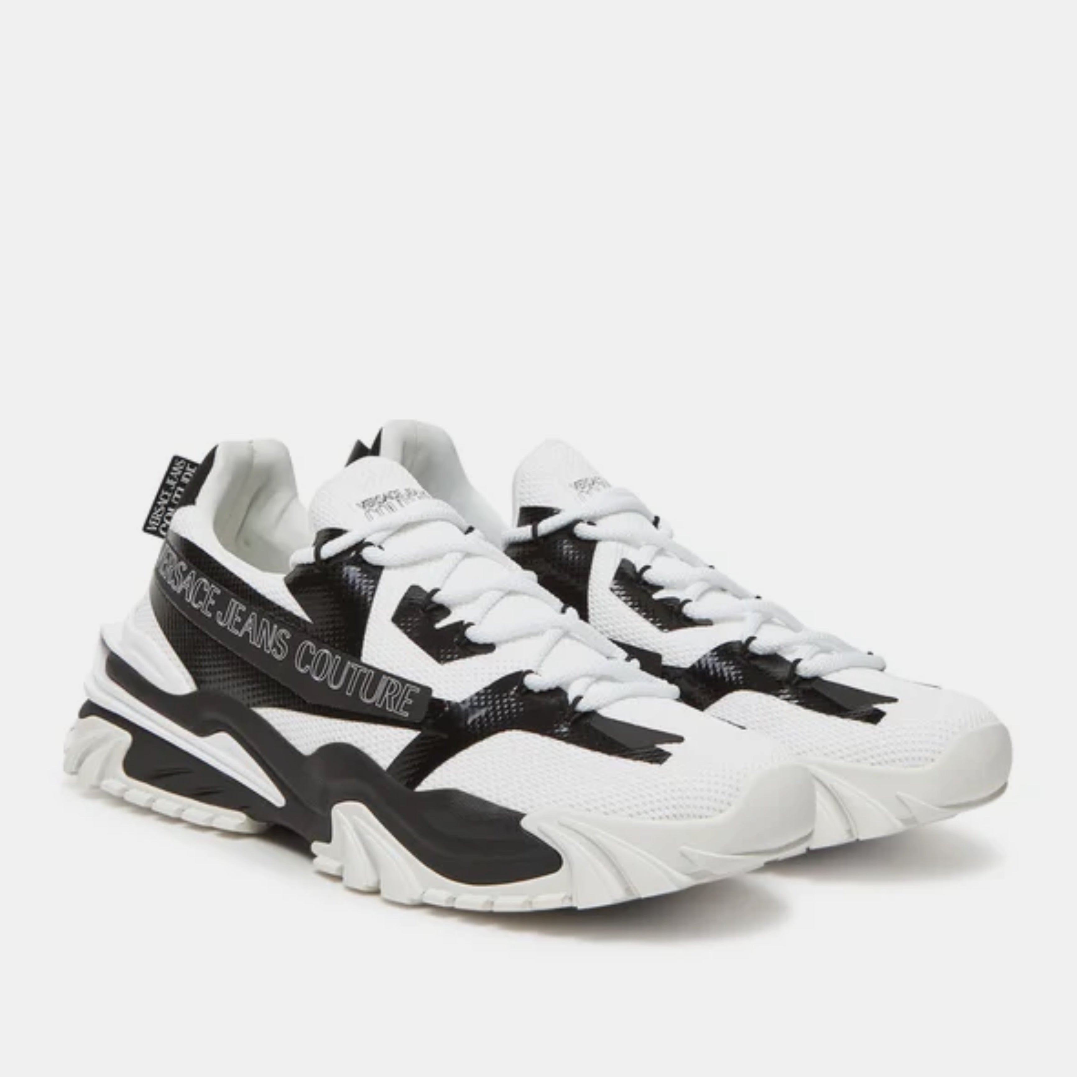 Мъжки маратонки Men’s sneakers Versace Jeans Couture 78YA3SI5 ZSC58 L02 White/Black angled view