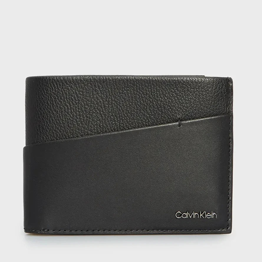 Мъжки портфейл Men's 3-fold wallet Calvin Klein
K50K510607 Black front view