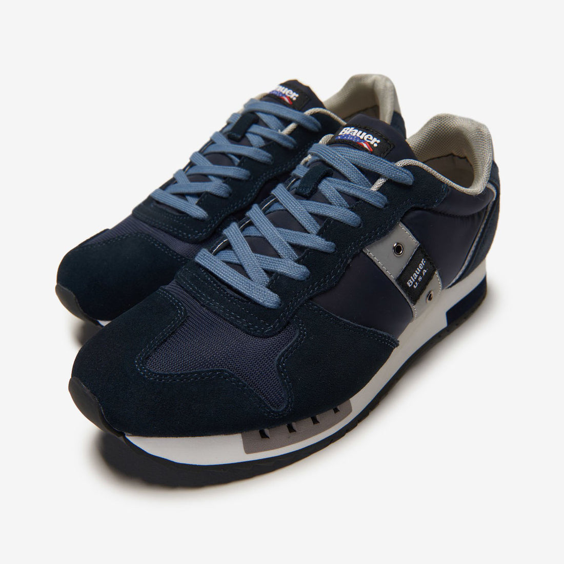 Мъжки маратонки Men’s sneakers Blauer
F6QUEENS05MES Navy angled view