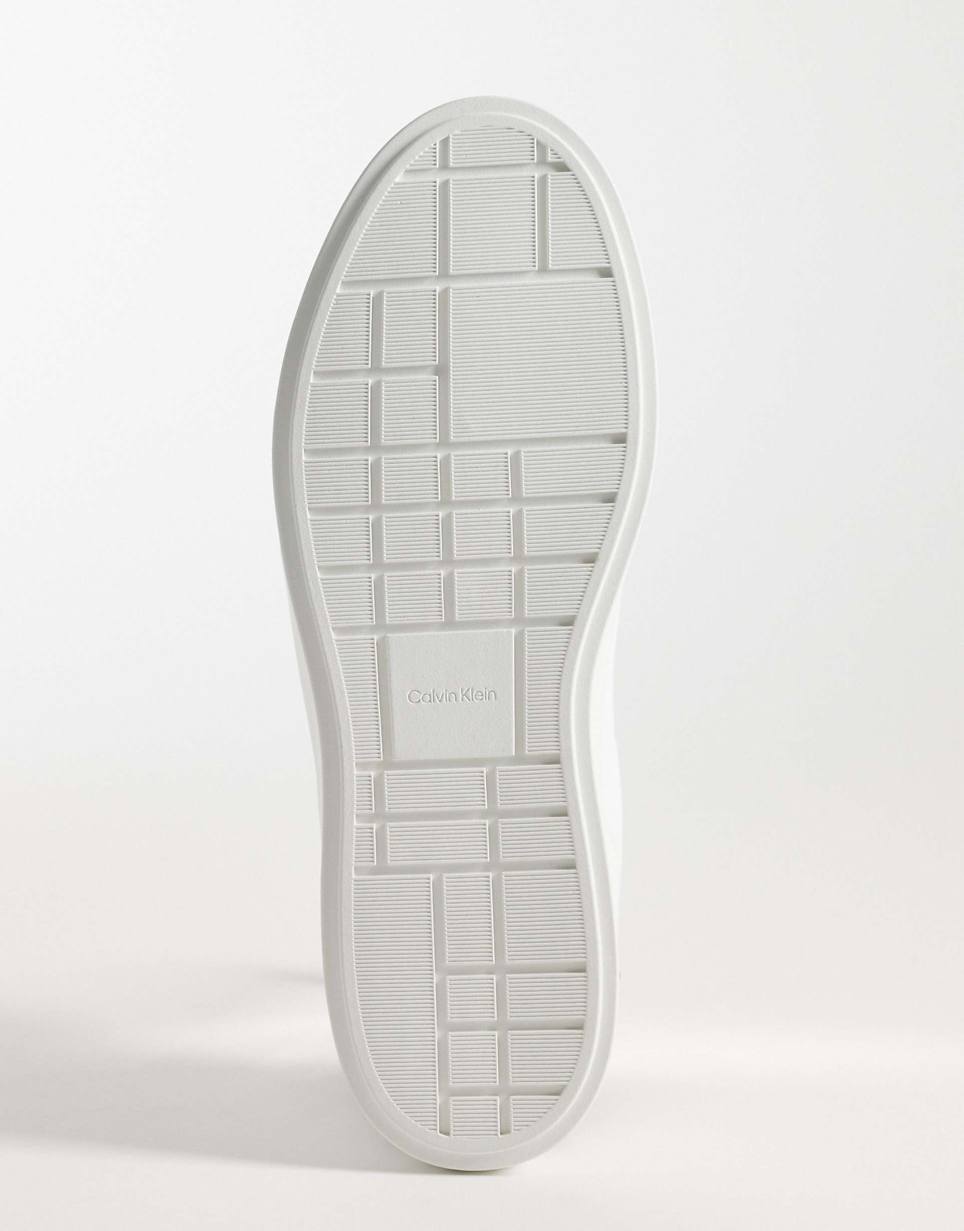 Мъжки кецове Men’s sneakers Calvin Klein
HM0HM02202 0F9 outsole view