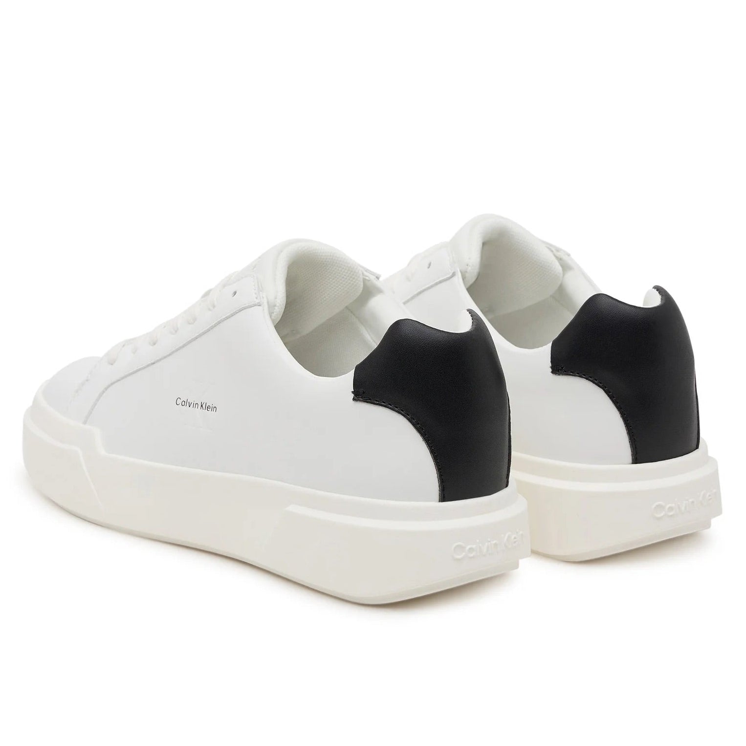 Мъжки кецове Men’s sneakers Calvin Klein
YM0YM01344 06X White heels view