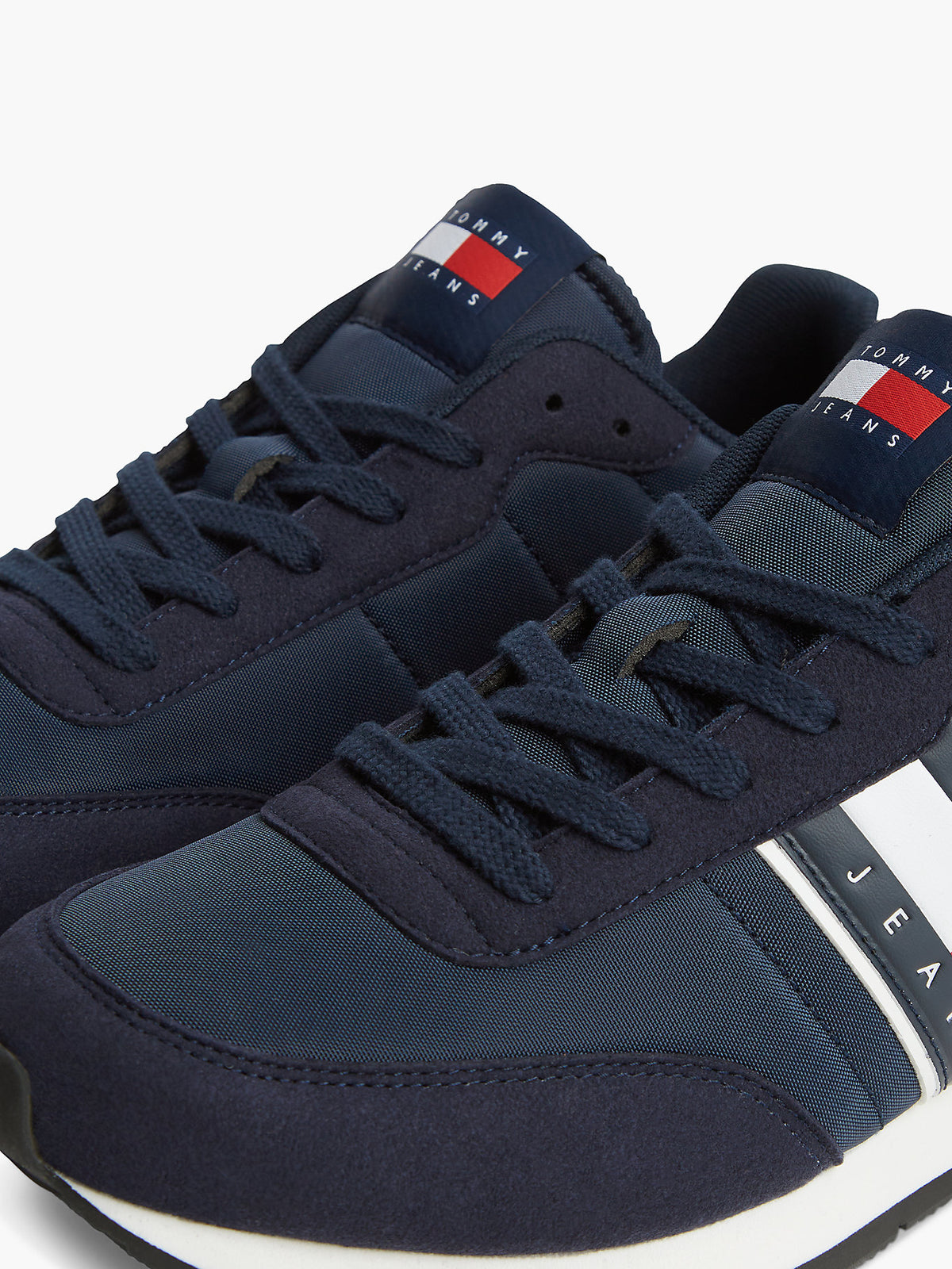 Мъжки кецове Men’s sneakers Tommy Hilfiger Jeans EM0EM01351 C1G Blue close up view