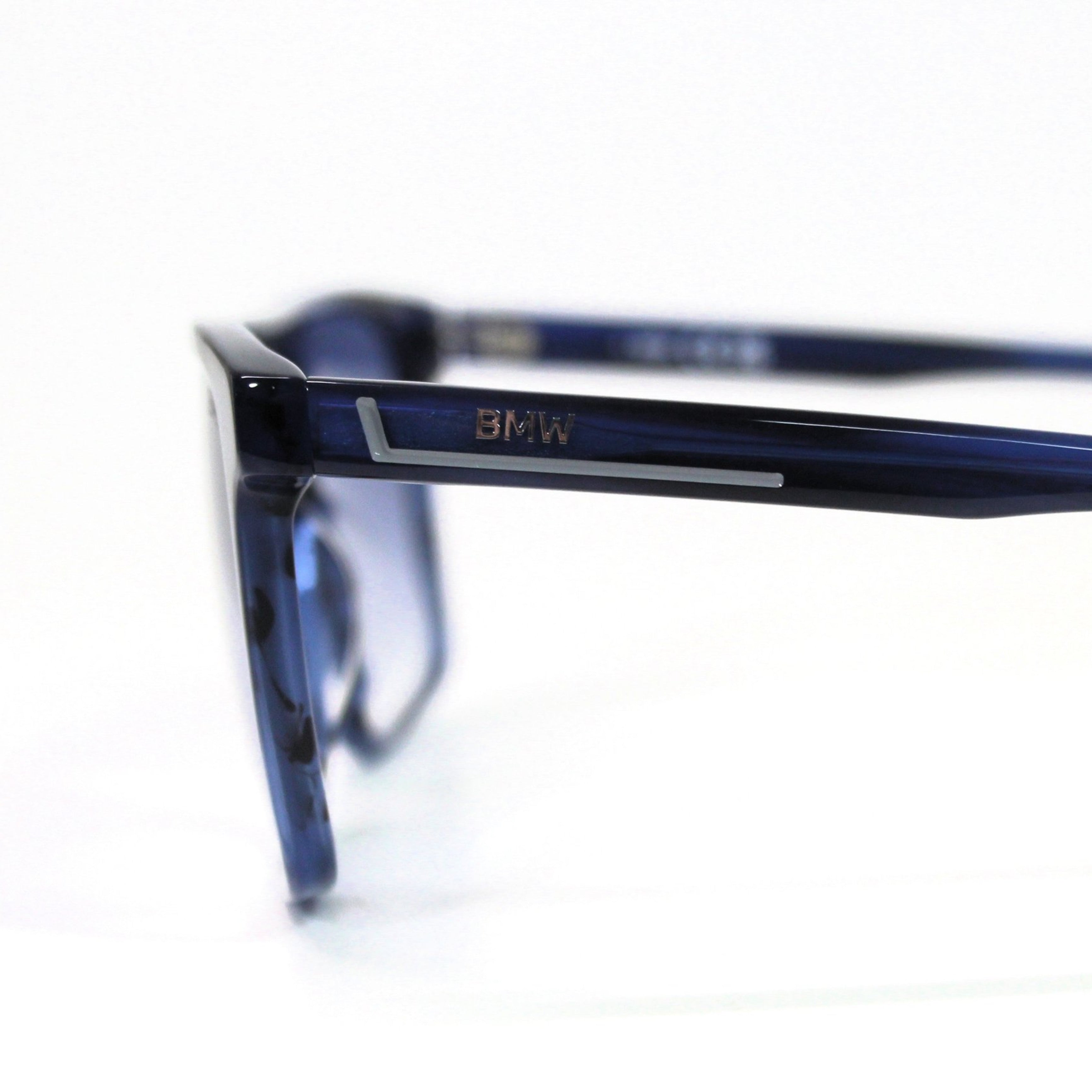 Мъжки слънчеви очила Men’s sunglasses BMW
BW0038 92W Blue detail view