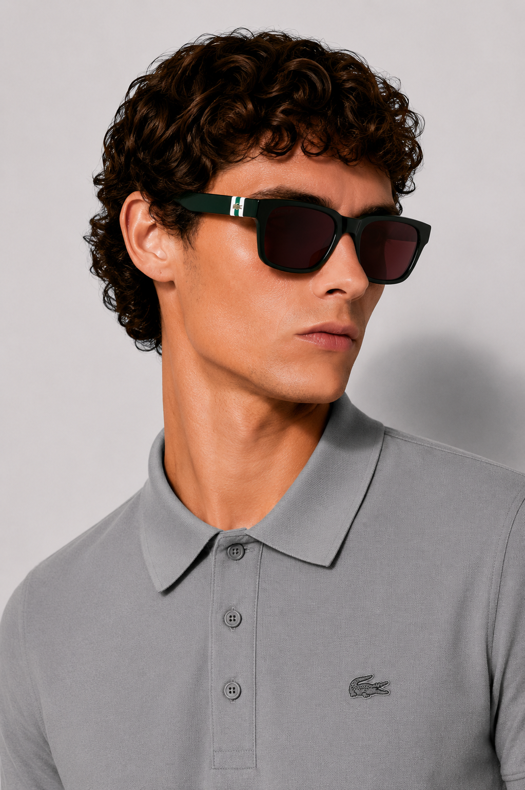 Мъжки слънчеви очила Men’s sunglasses LACOSTE L6007S 318 lifestyle view