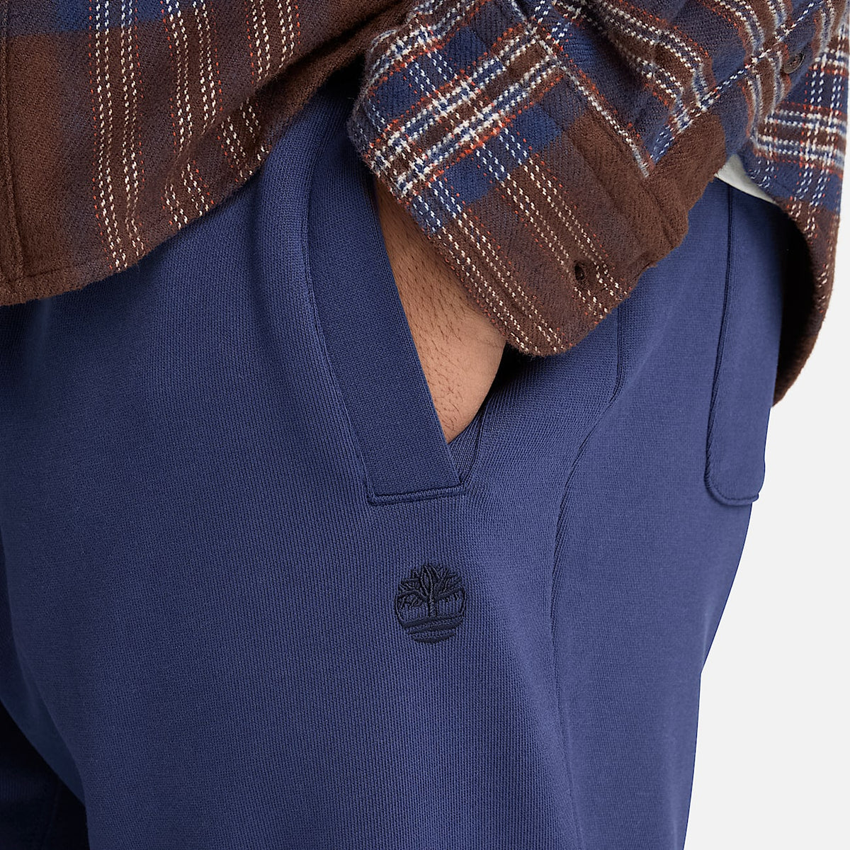 Men’s sweatpants Timberland
TBC0YHBW AIH Blue logo view