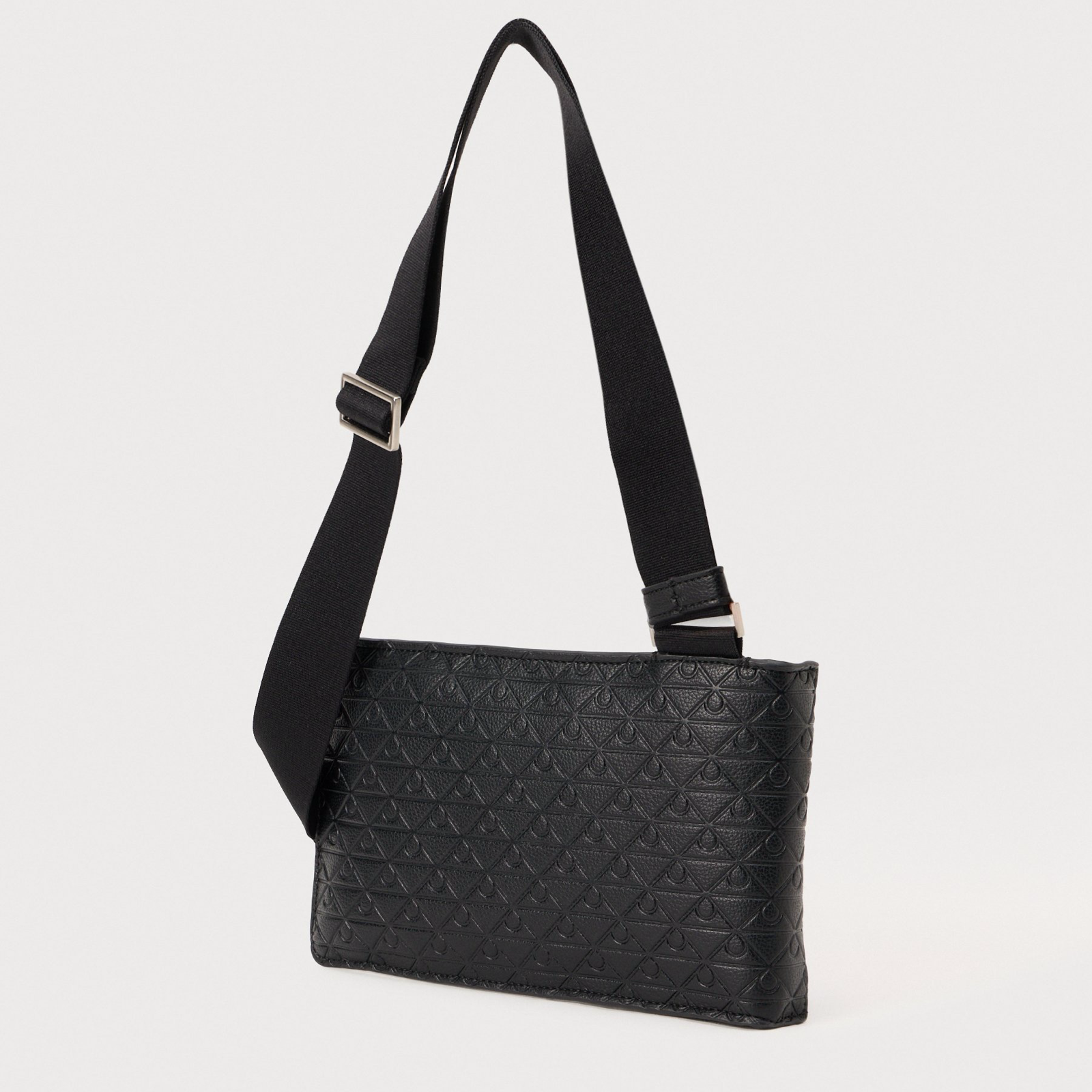 Мъжка чанта Men’s waist bag Calvin Klein 
LV04D3277G Black back view