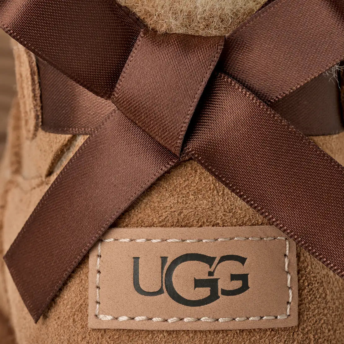 Дамски боти Women’s UGG Ultra Mini Bailey Bow Boot 1185491 Chestnut logo view