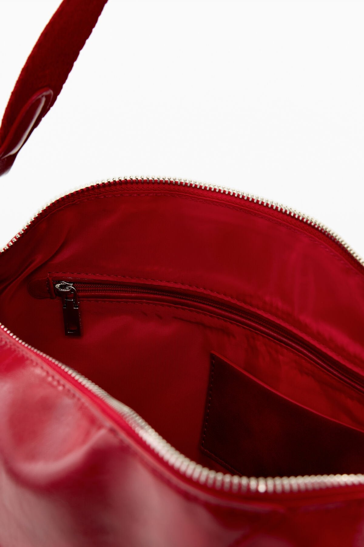 Дамска чанта Women’s handbag Desigual
26SAXPA8 3000 Red inside view
