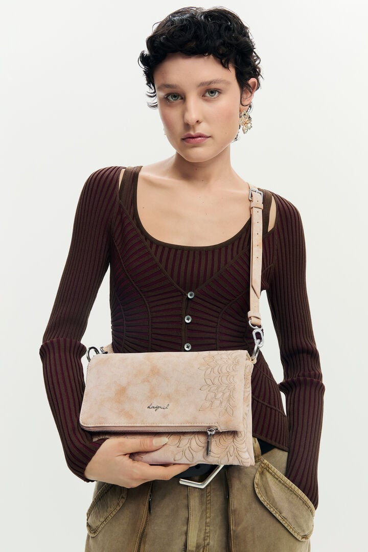 Дамска чанта за ръка Women’s handbag Desigual 26SAXPB9 1018 Beige lifestyle view