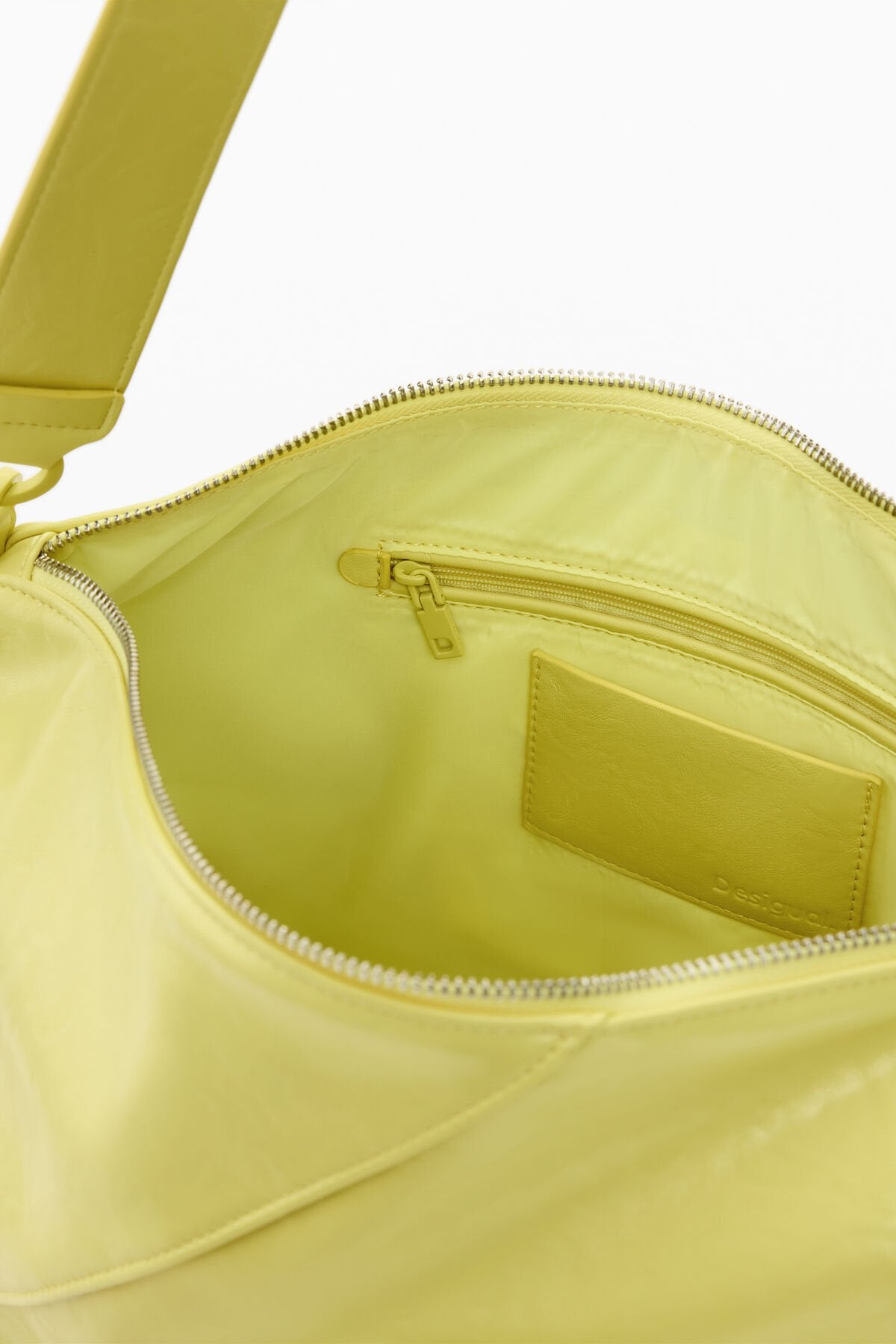 Дамска чанта Women’s handbag Desigual
26SAXPBH 4013 Yellow inside view
