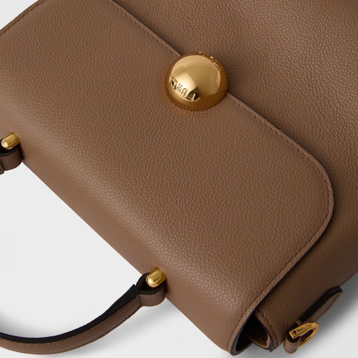 Women’s handbag Furla Moonlight S Top Handle
WB01882_BX3036_1002_4489S Toffee detail view 2