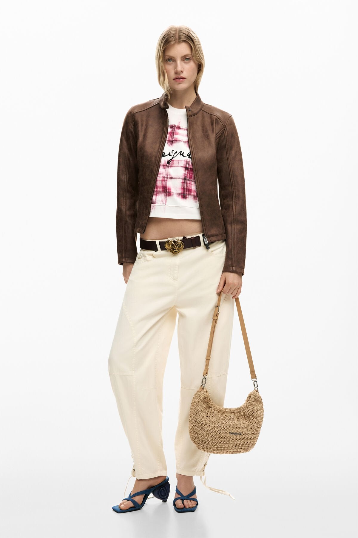 Дамска чанта Women’s raffia handbag Desigual
26SAXO01 1014 Beige head to toe view
