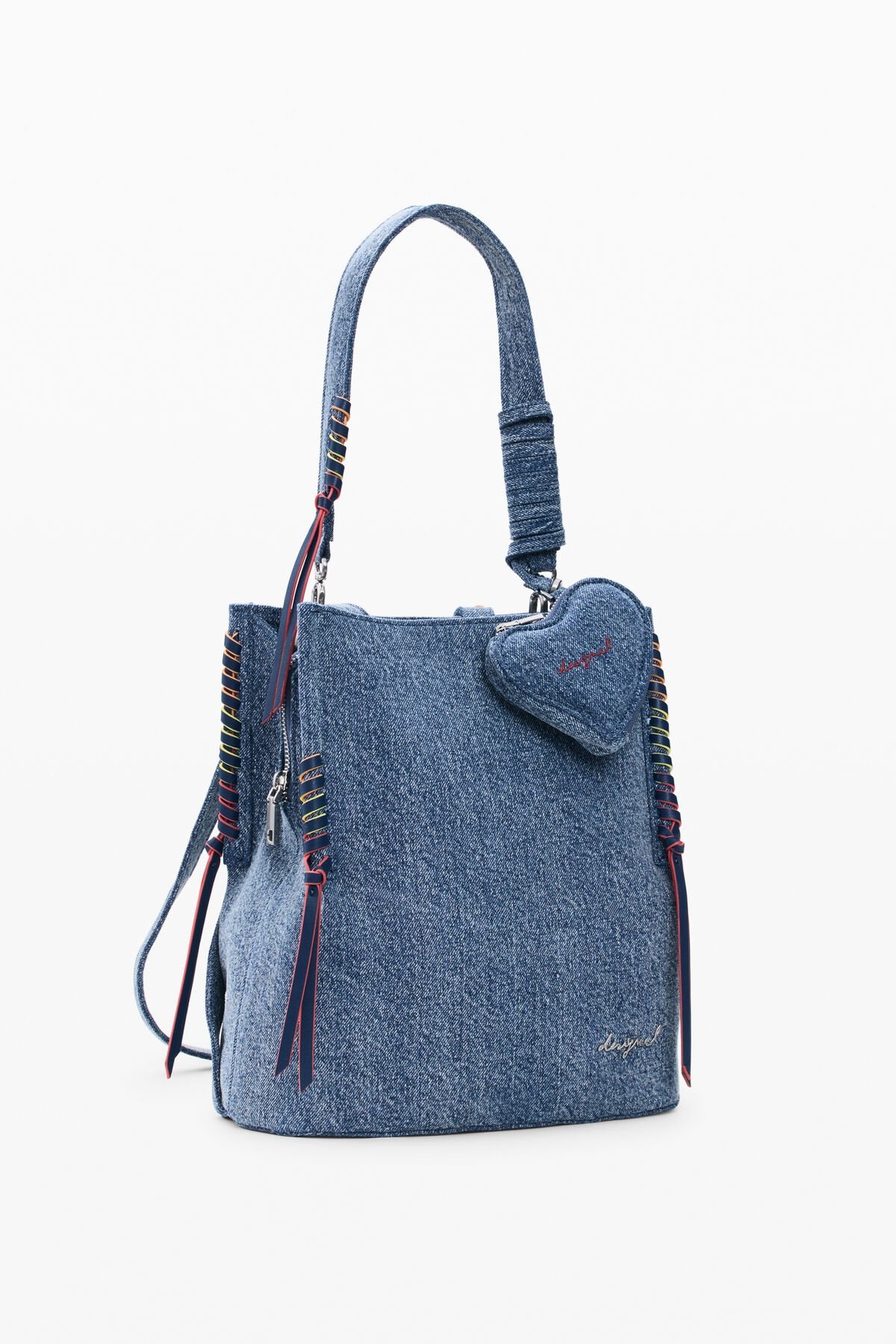 Дамска раница Women’s rucksack Desigual
26SAKD085005U angled view