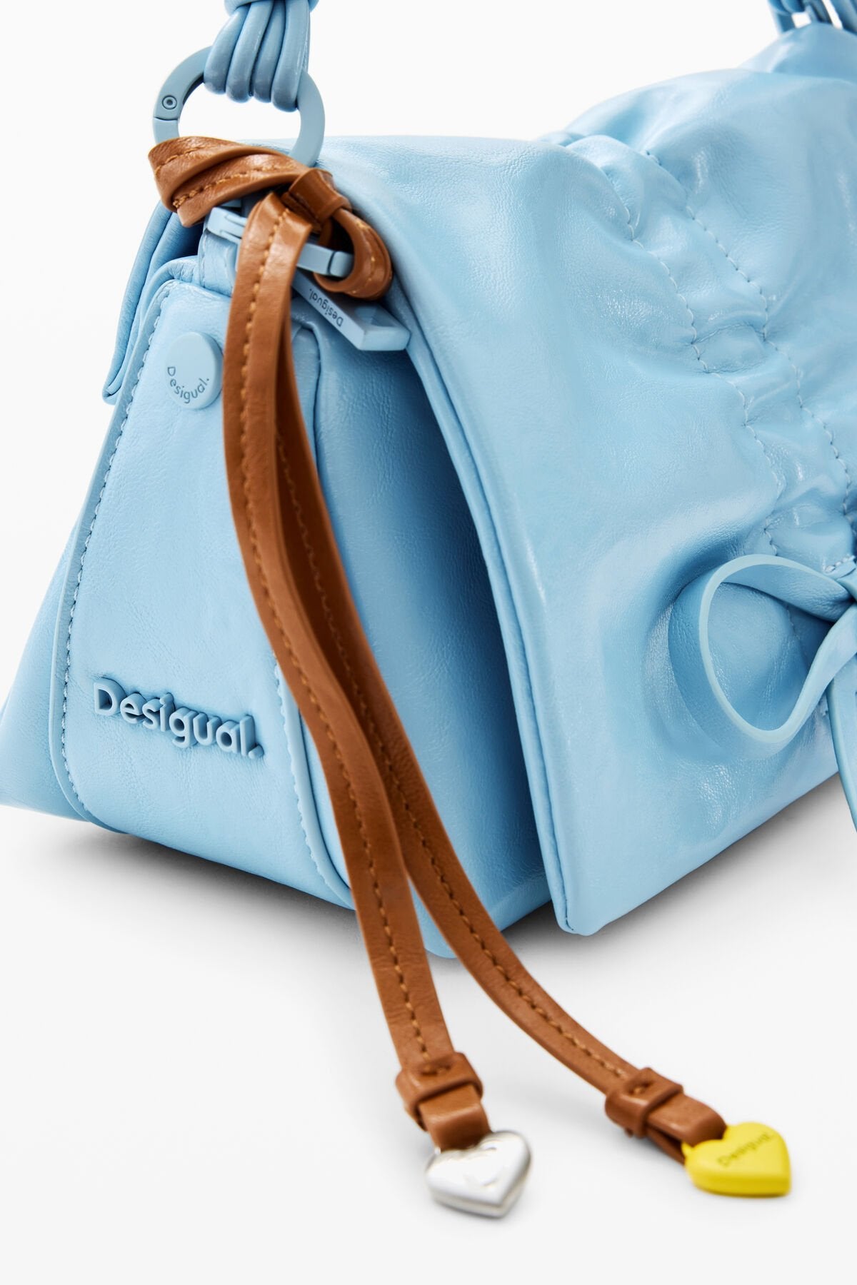 Дамска чанта за ръка Women’s shiny bow bag Desigual 26SAXPBO5048 Light Blue detail view