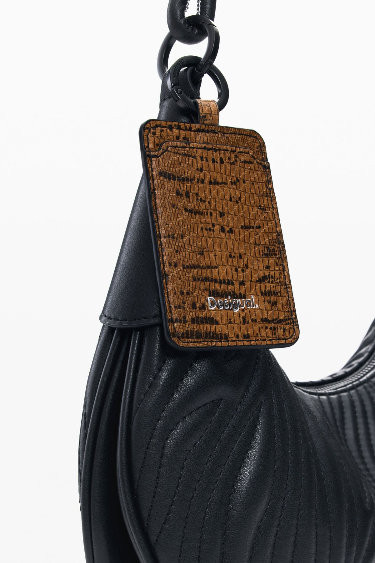 Дамска чанта Women’s shoulder bag Desigual
26SAXPBC 2000 Black detail view