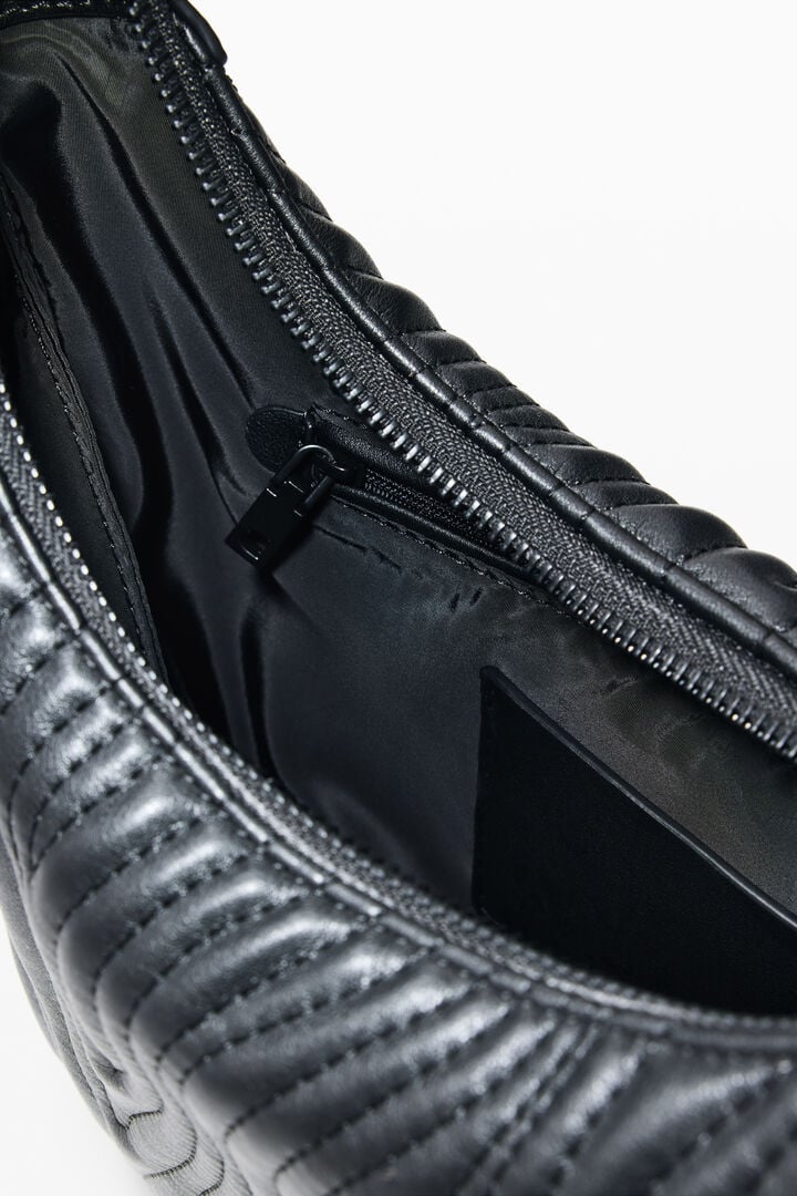 Дамска чанта Women’s shoulder bag Desigual
26SAXPBC 2000 Black inside view