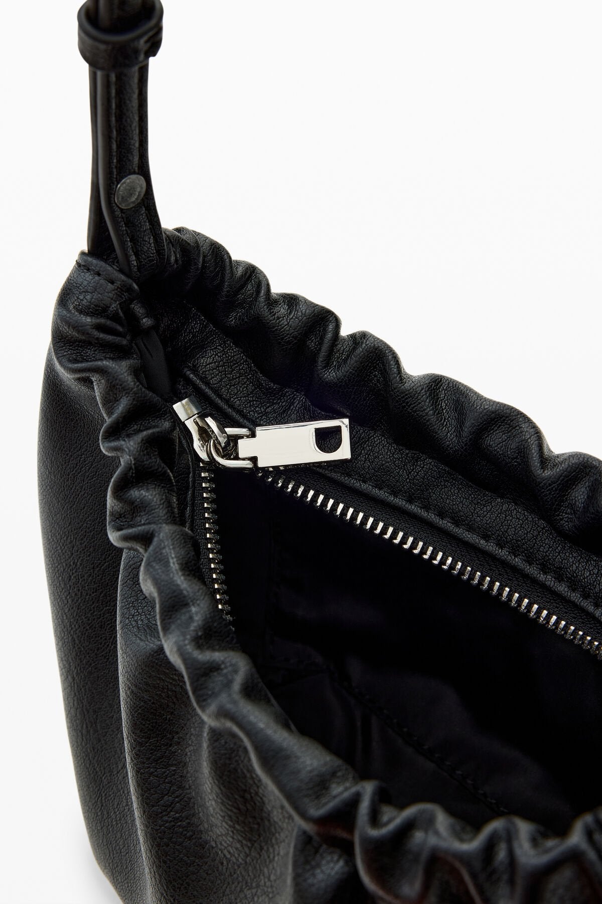 Дамска чанта Women’s shoulder bag Desigual
26SAYP05 2000 Black inside view