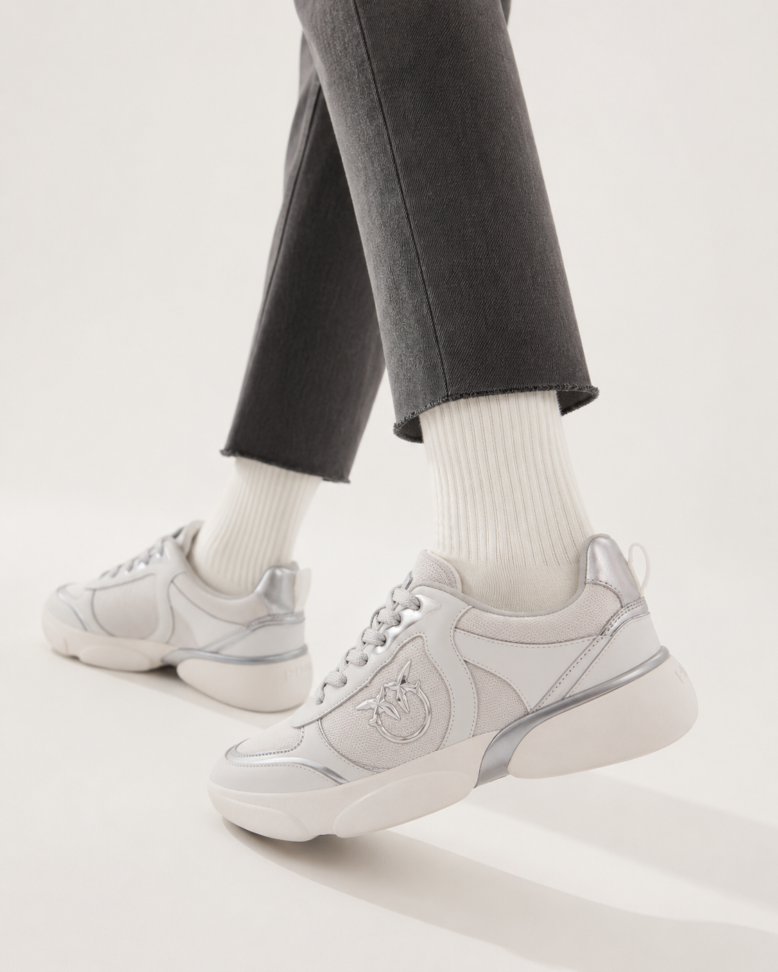 Дамски кецове Women’s sneakers Pinko Alba 03
SS0211P027 Z1B lifestyle view
