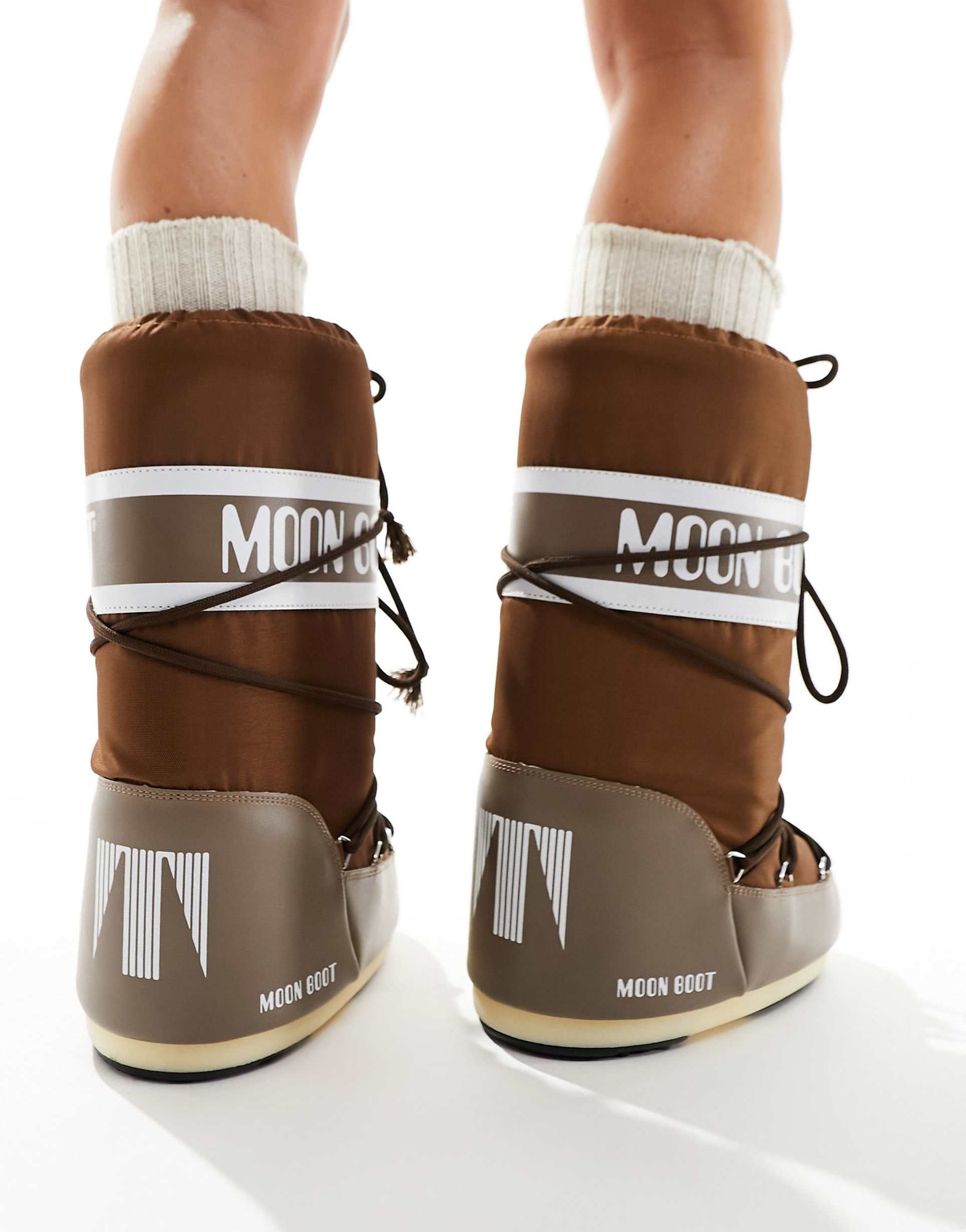 Дамски апрески Women’s snow boots MOON BOOT Icon Nylon 80D1400440 M005 Brown lifestyle heels view